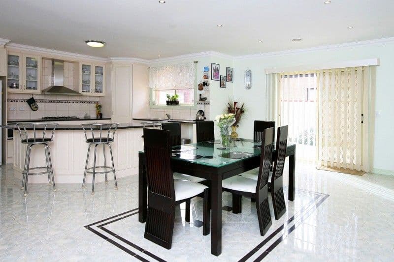 3 Eglington Court, TAYLORS HILL VIC 3037, Taylors Hill - Thumbnail 3