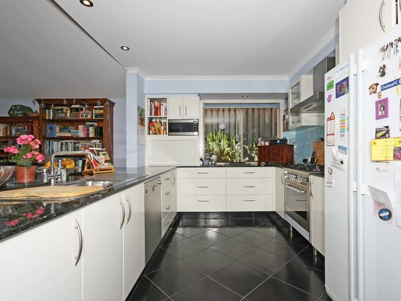 3 Strike Way, MUDGEERABA QLD 4213, Mudgeeraba - Thumbnail 3