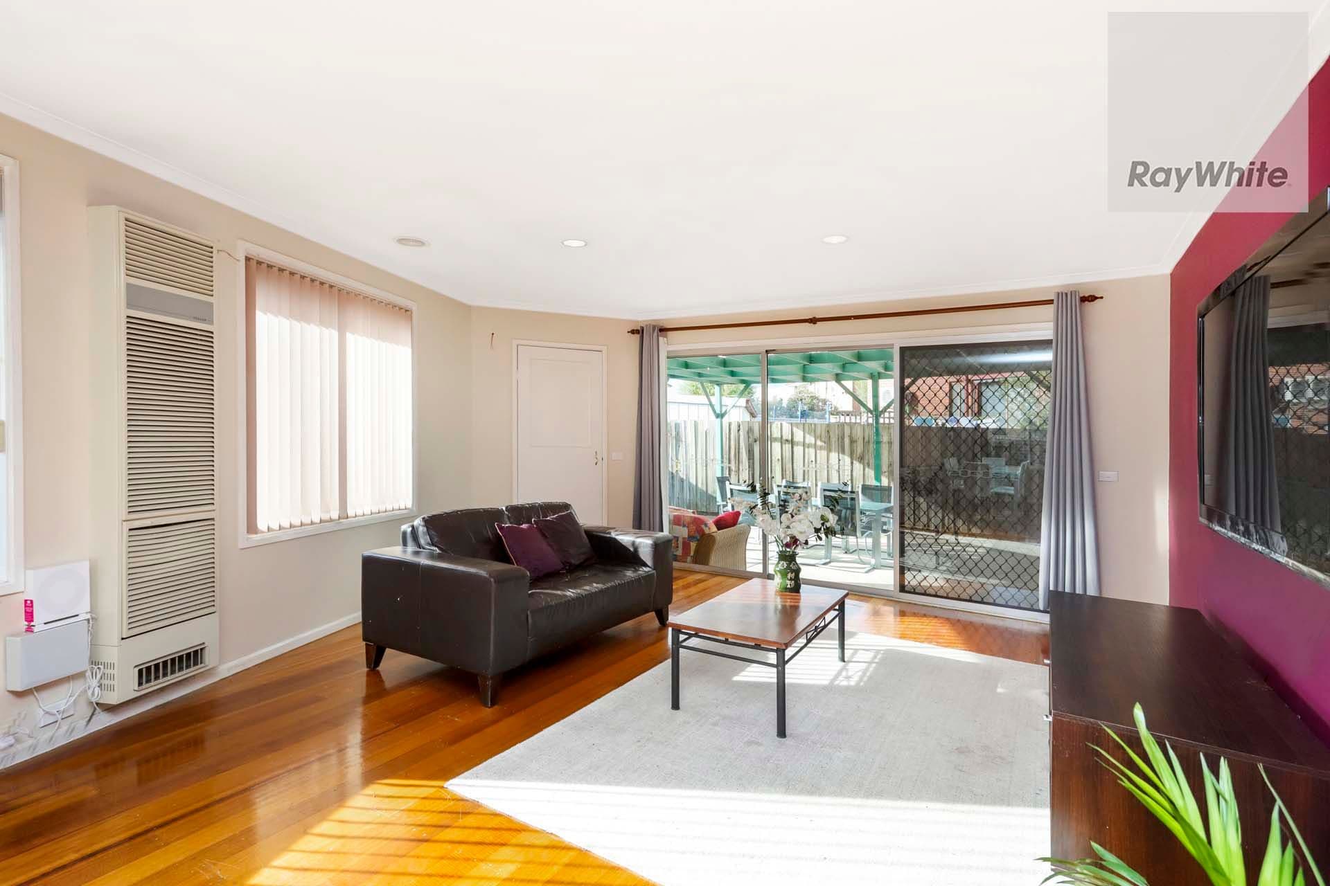 240 Carrick Drive, Gladstone Park VIC 3043, Gladstone Park - Thumbnail 7