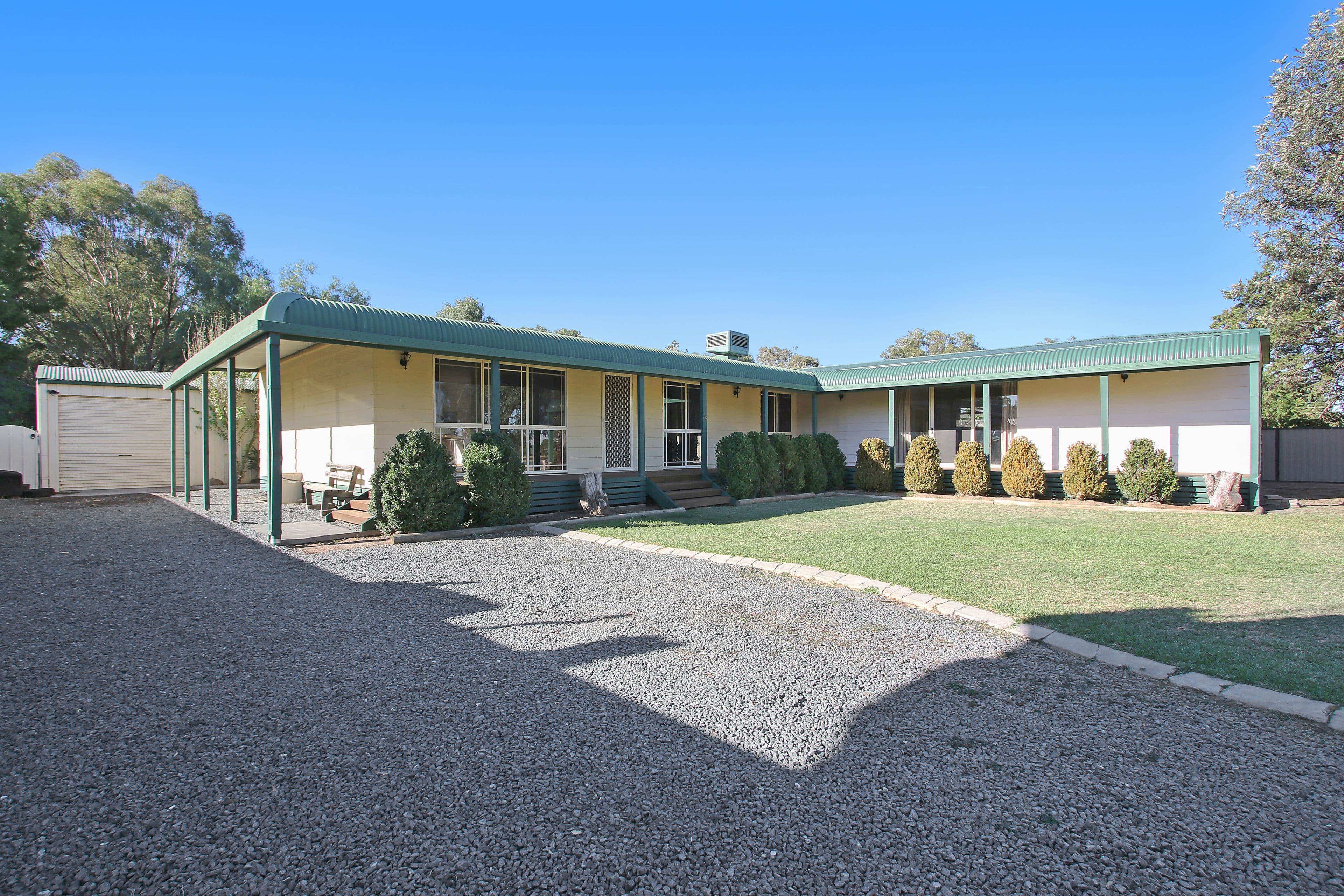 149 Hawkins Street, Howlong - Image 1