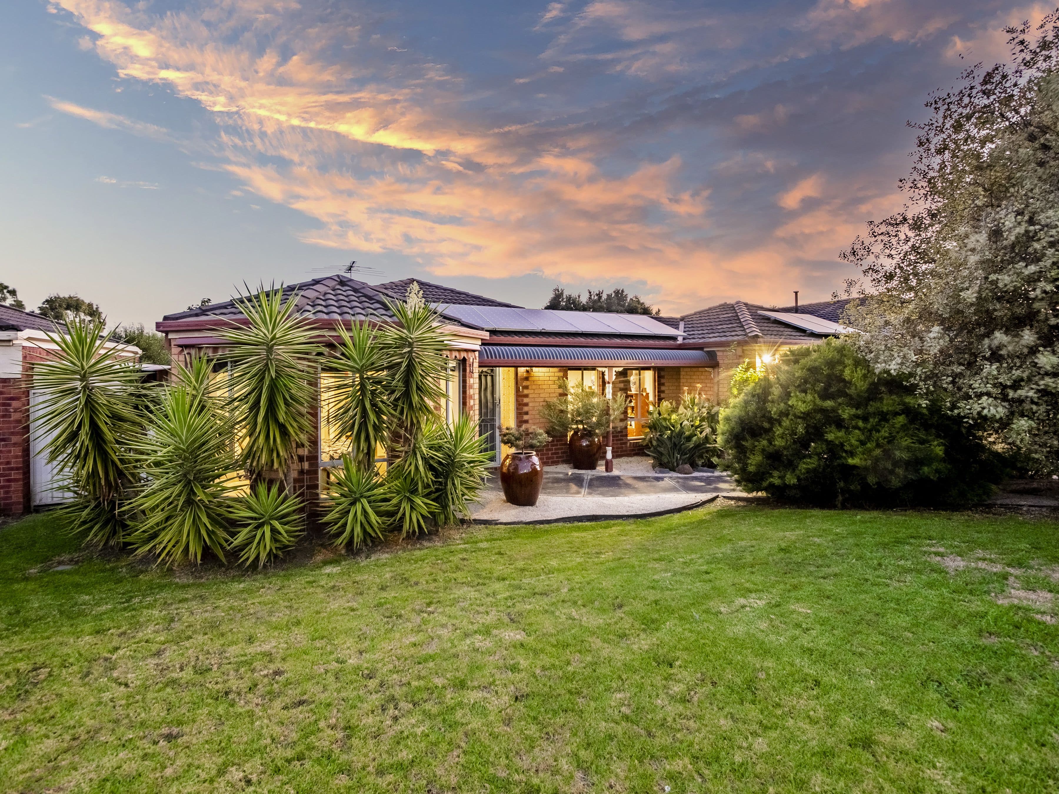21 Emmer Green Retreat, Cranbourne East VIC 3977, Cranbourne East - Thumbnail 3