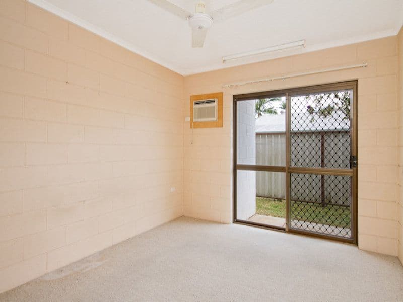 13 Armbrust Street, MANOORA QLD 4870, Manoora - Thumbnail 7