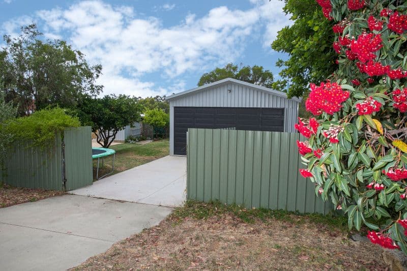2 Alandale Road, Greenmount WA 6056, Greenmount - Thumbnail 2