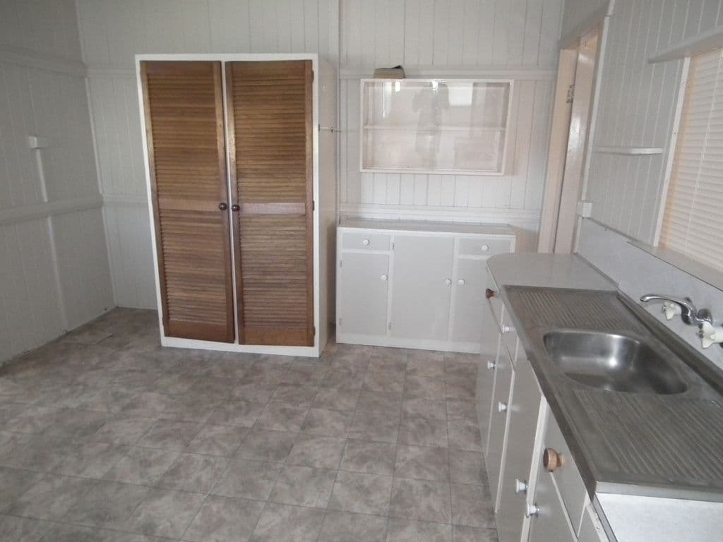47 Grosvenor Street, Maryborough QLD 4650, Maryborough - Thumbnail 5