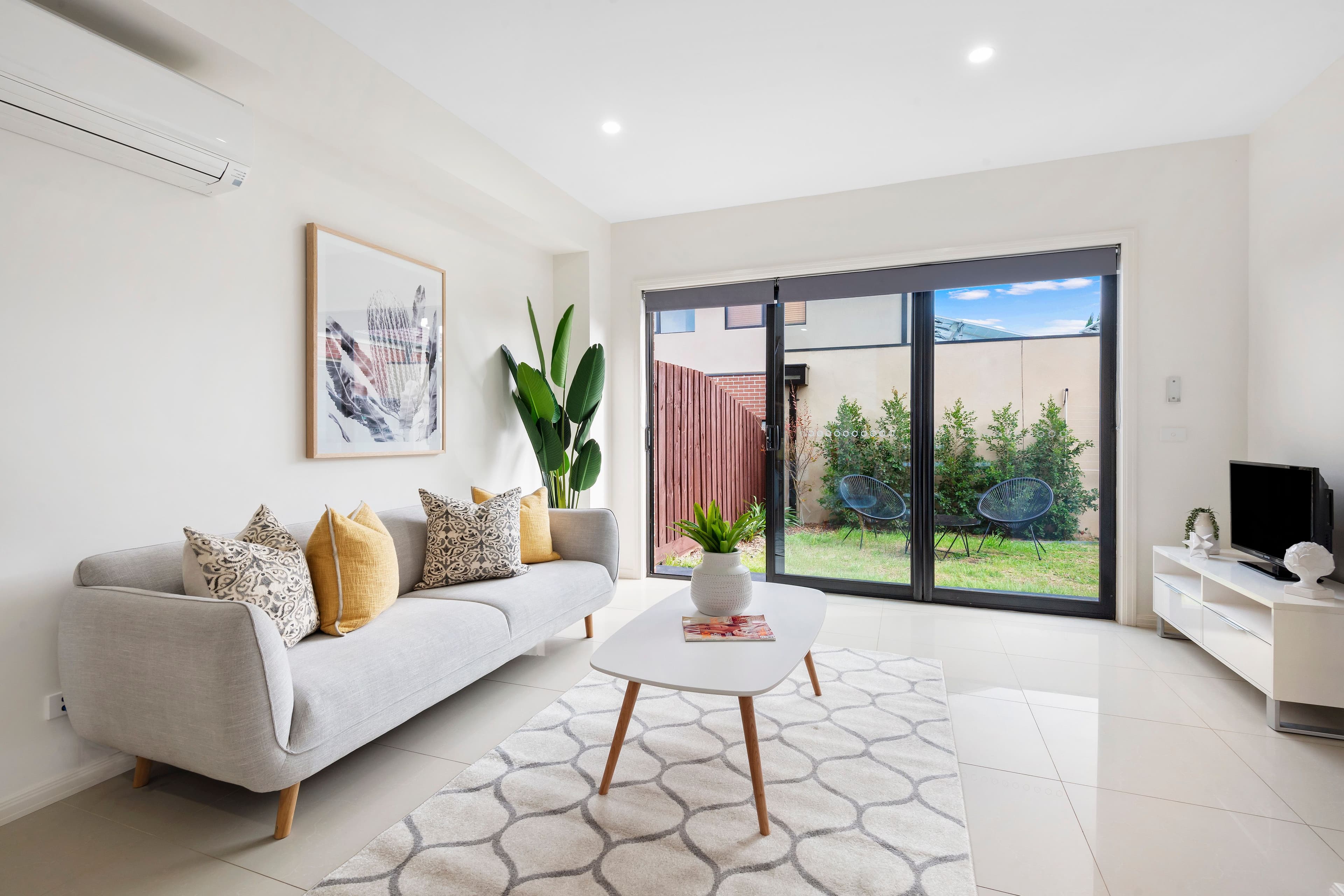 17 Alexander Avenue, Oakleigh East VIC 3166, Oakleigh East - Thumbnail 2