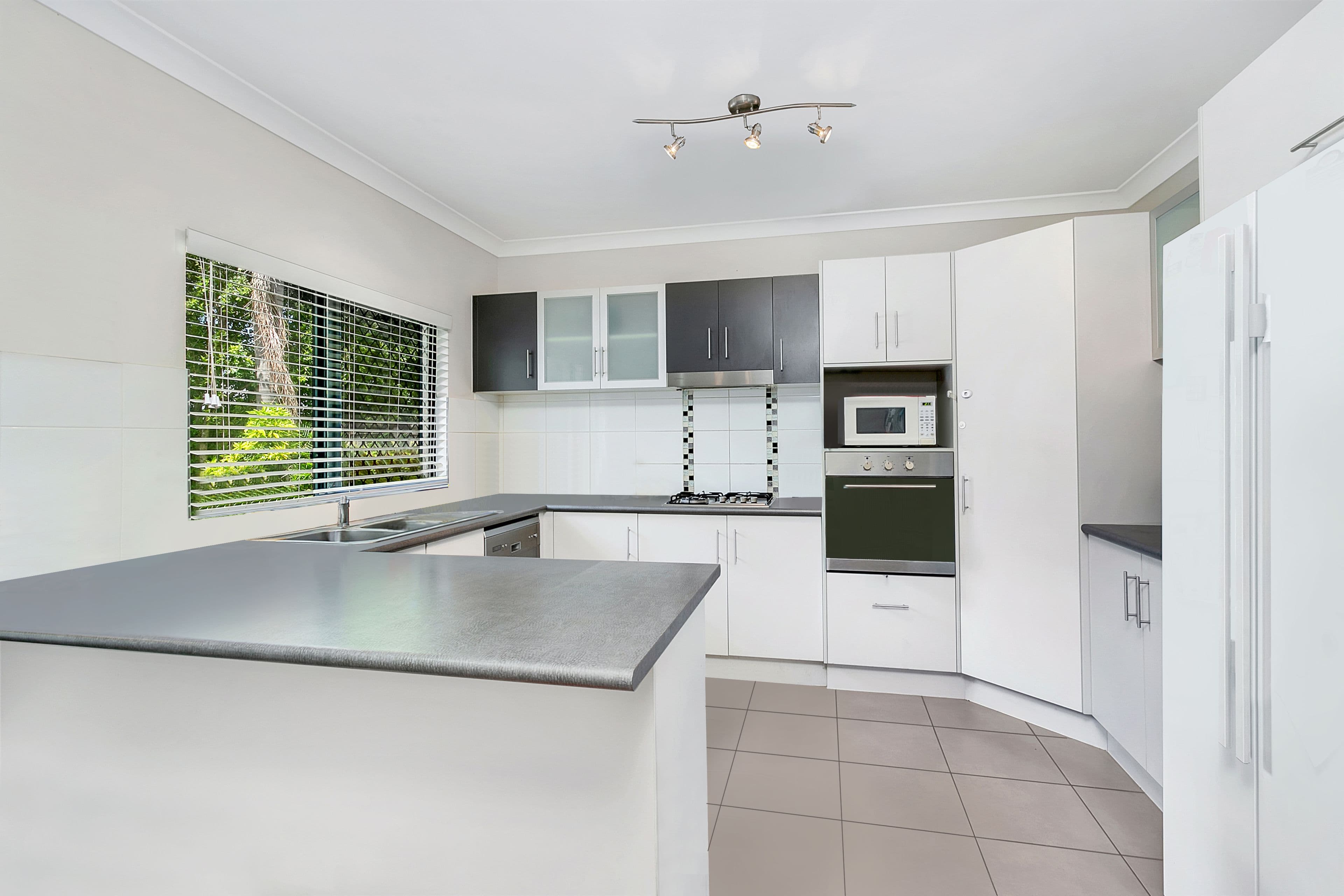 2 Murrinda Gardens, Trinity Park QLD 4879, Trinity Park - Thumbnail 4