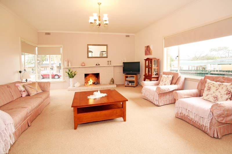 9   Matthew Street, GLEN WAVERLEY VIC 3150, Glen Waverley - Thumbnail 3