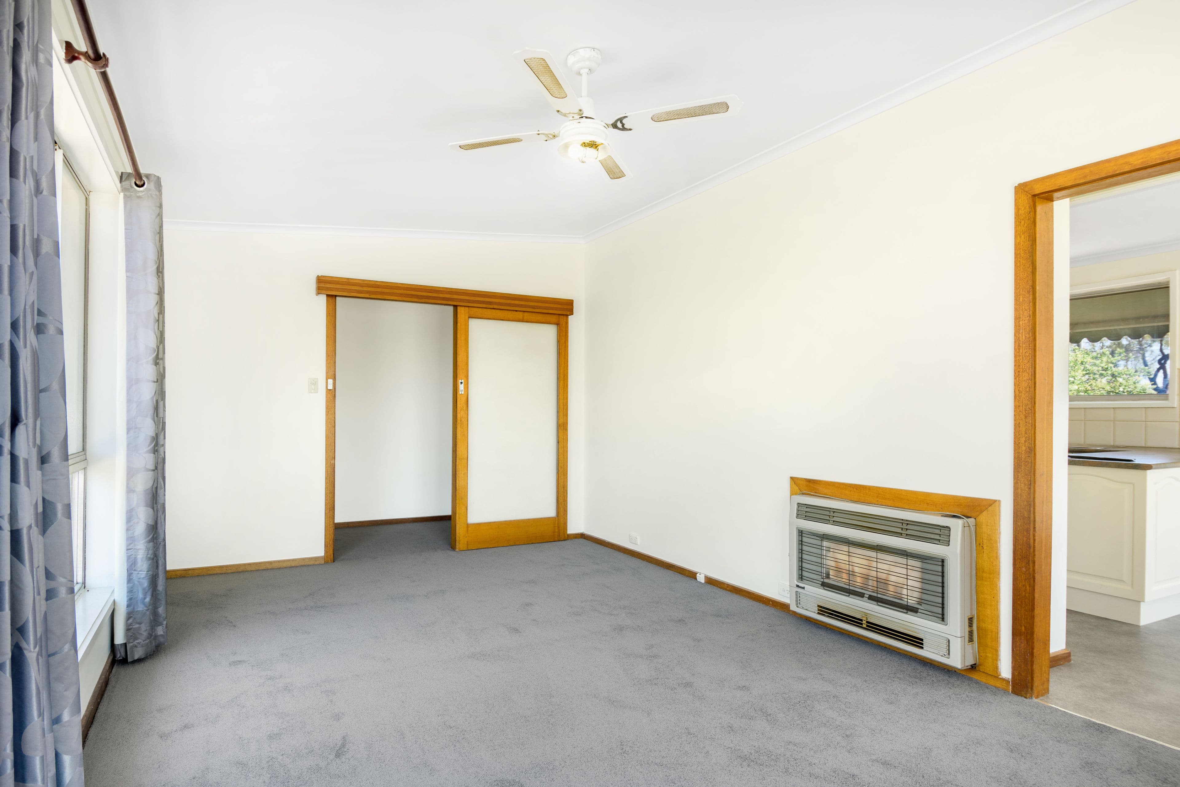 11 Maude Street, Wendouree VIC 3355, Wendouree - Thumbnail 7