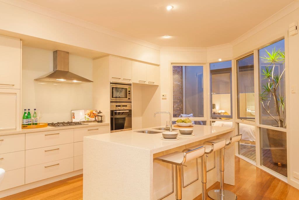 21 Stinton Avenue, NEWTOWN VIC 3220, Newtown - Thumbnail 8