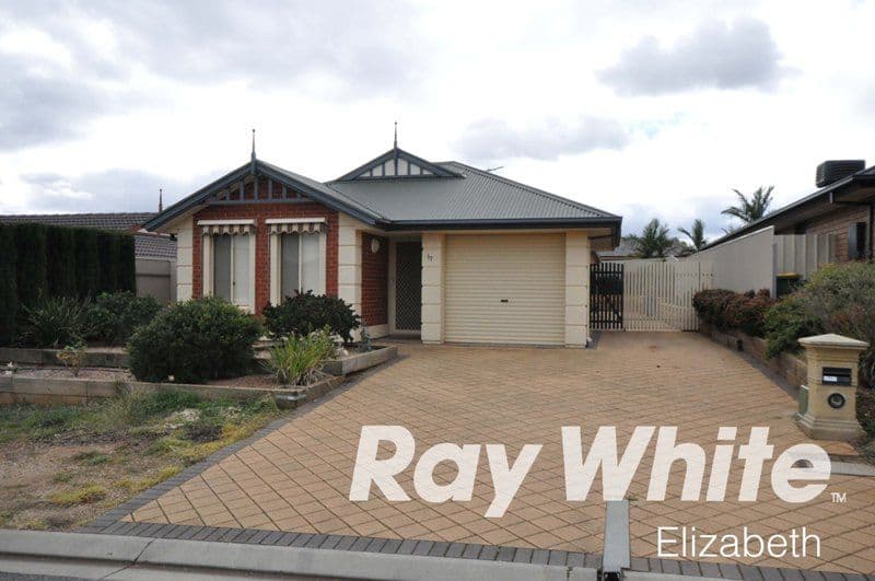 17 LANCELOT Street, BLAKEVIEW SA 5114, Blakeview - Image 1