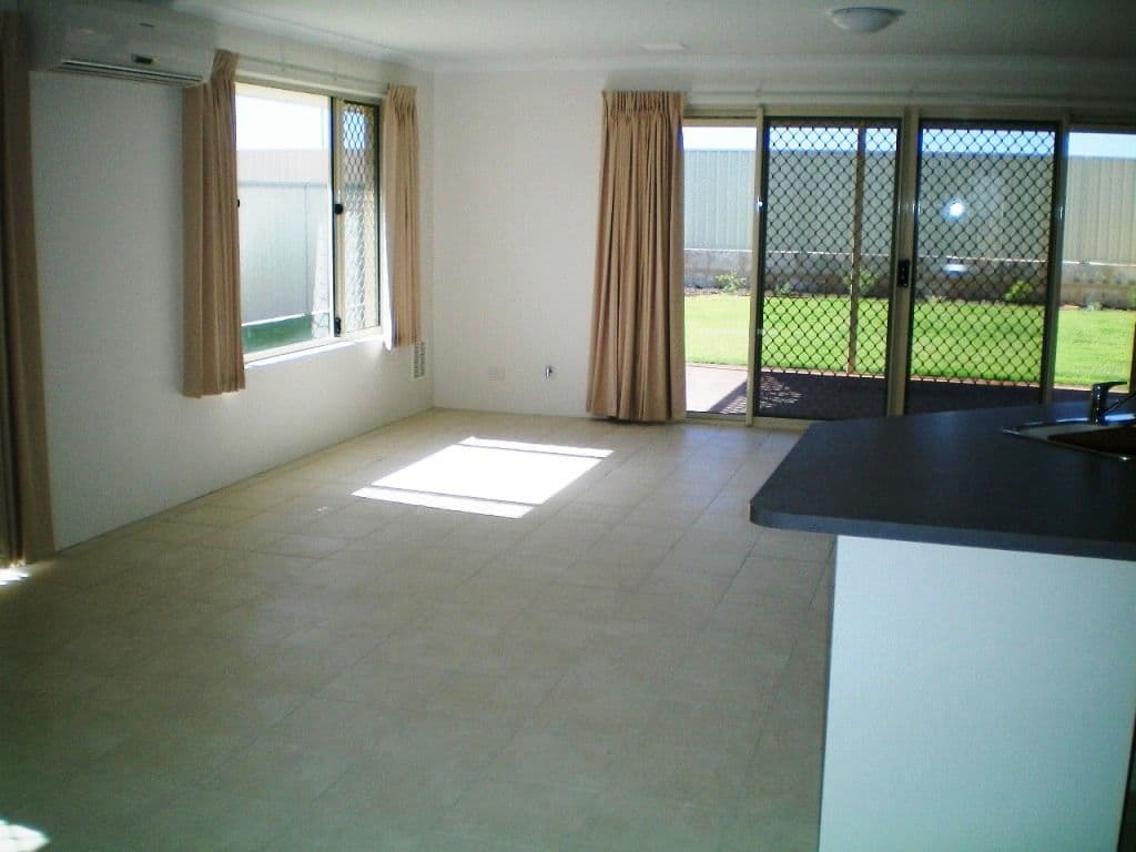 61 Derna Parade, WANDINA WA 6530, Wandina - Thumbnail 4