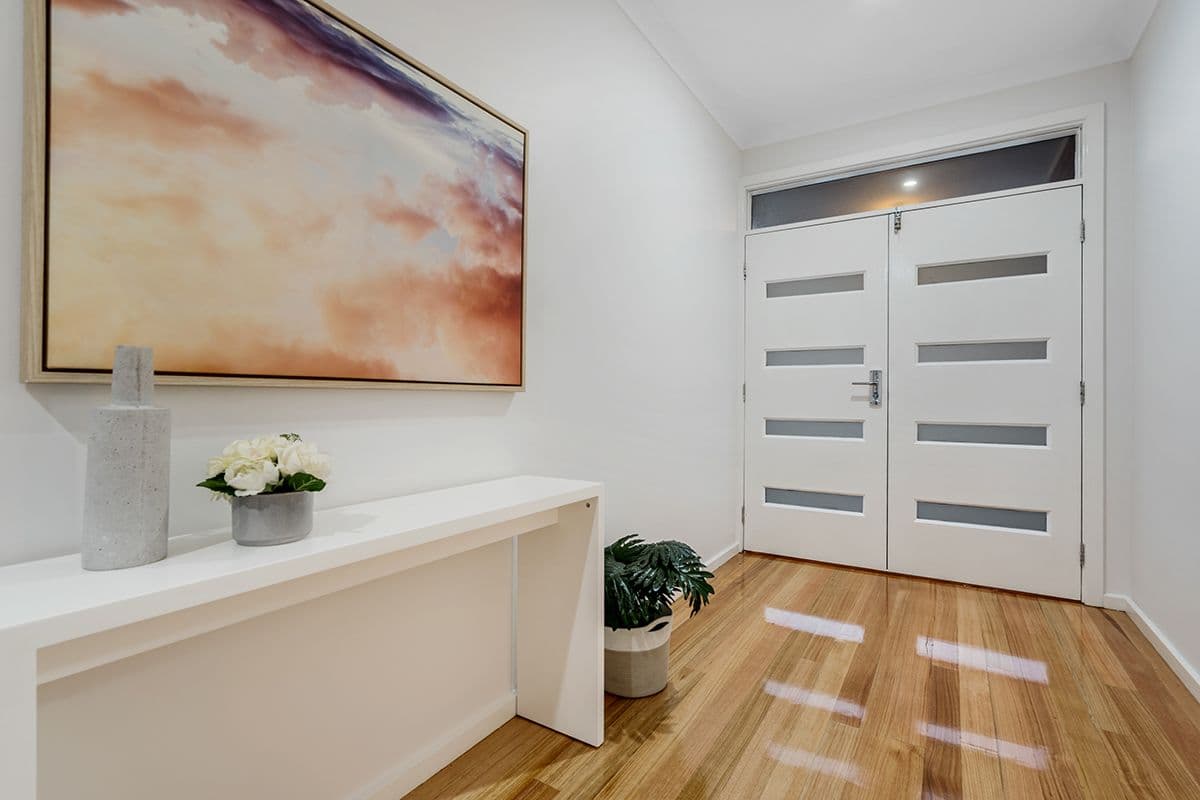 60 Oakgrove Drive, Craigieburn VIC 3064, Craigieburn - Thumbnail 2