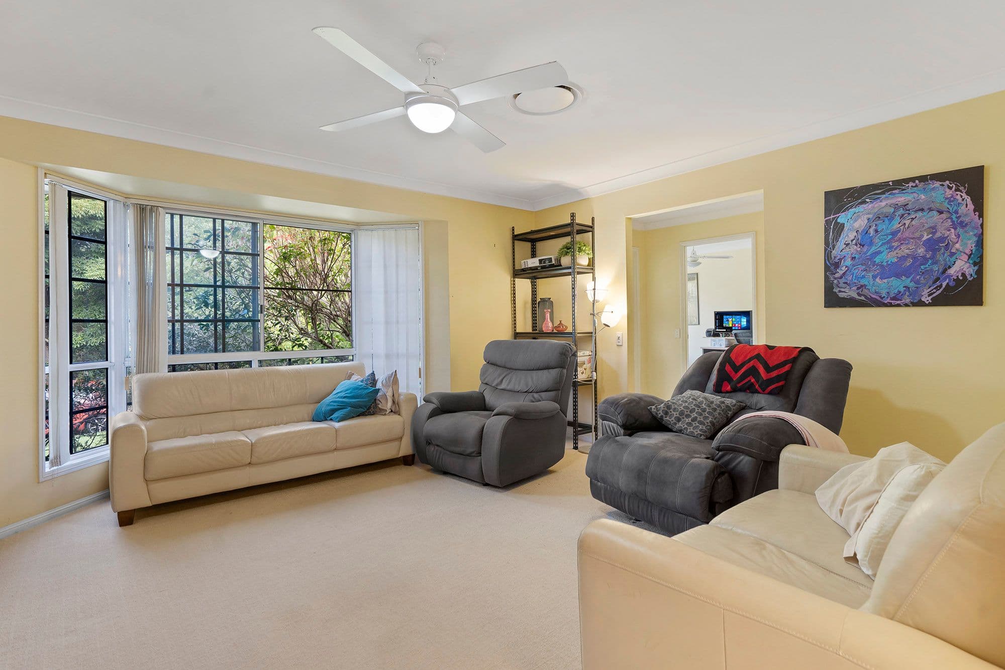 8 Malinya Place, Wishart QLD 4122, Wishart - Thumbnail 5