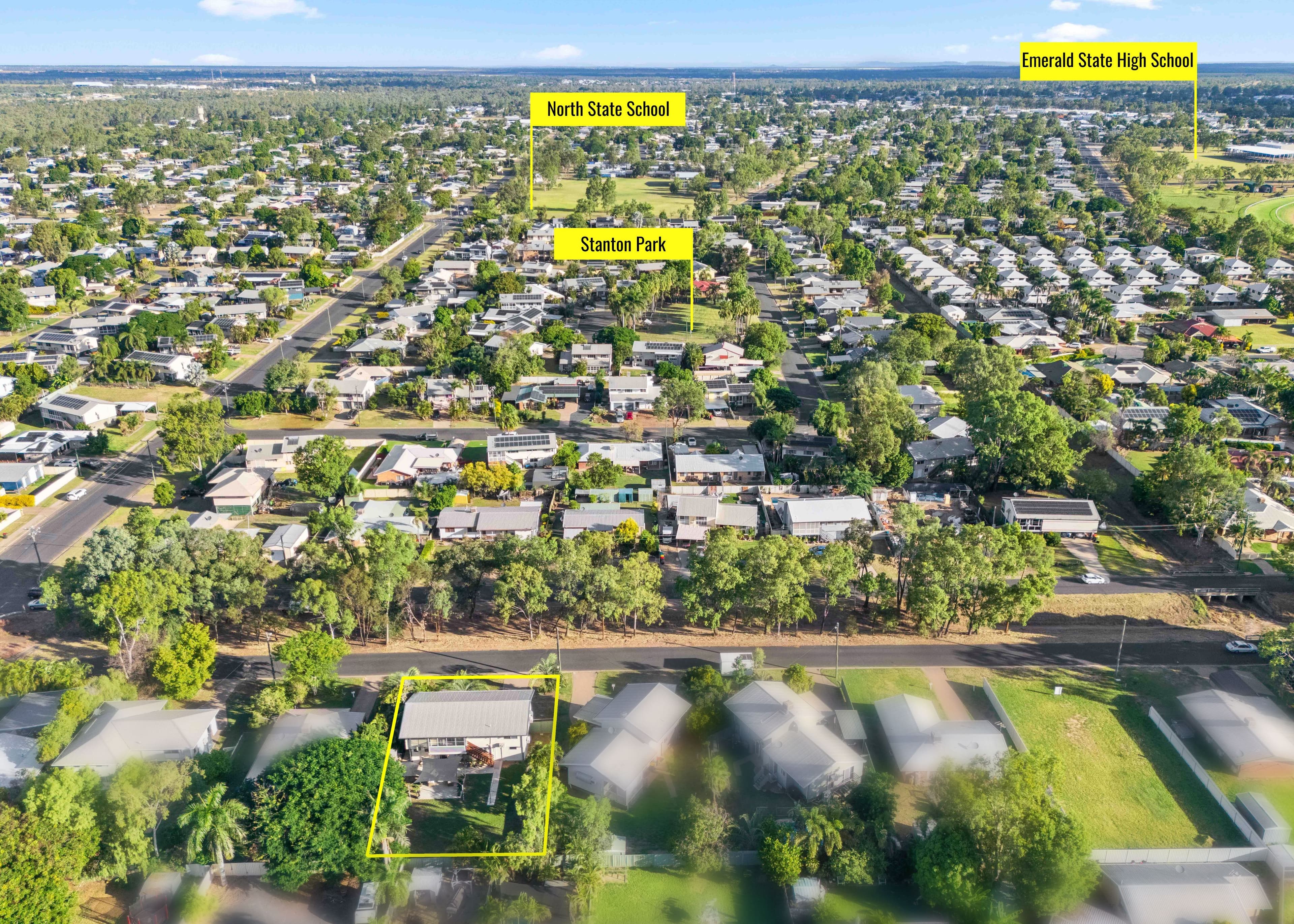 69 Park Avenue, Emerald QLD 4720, Emerald - Thumbnail 2
