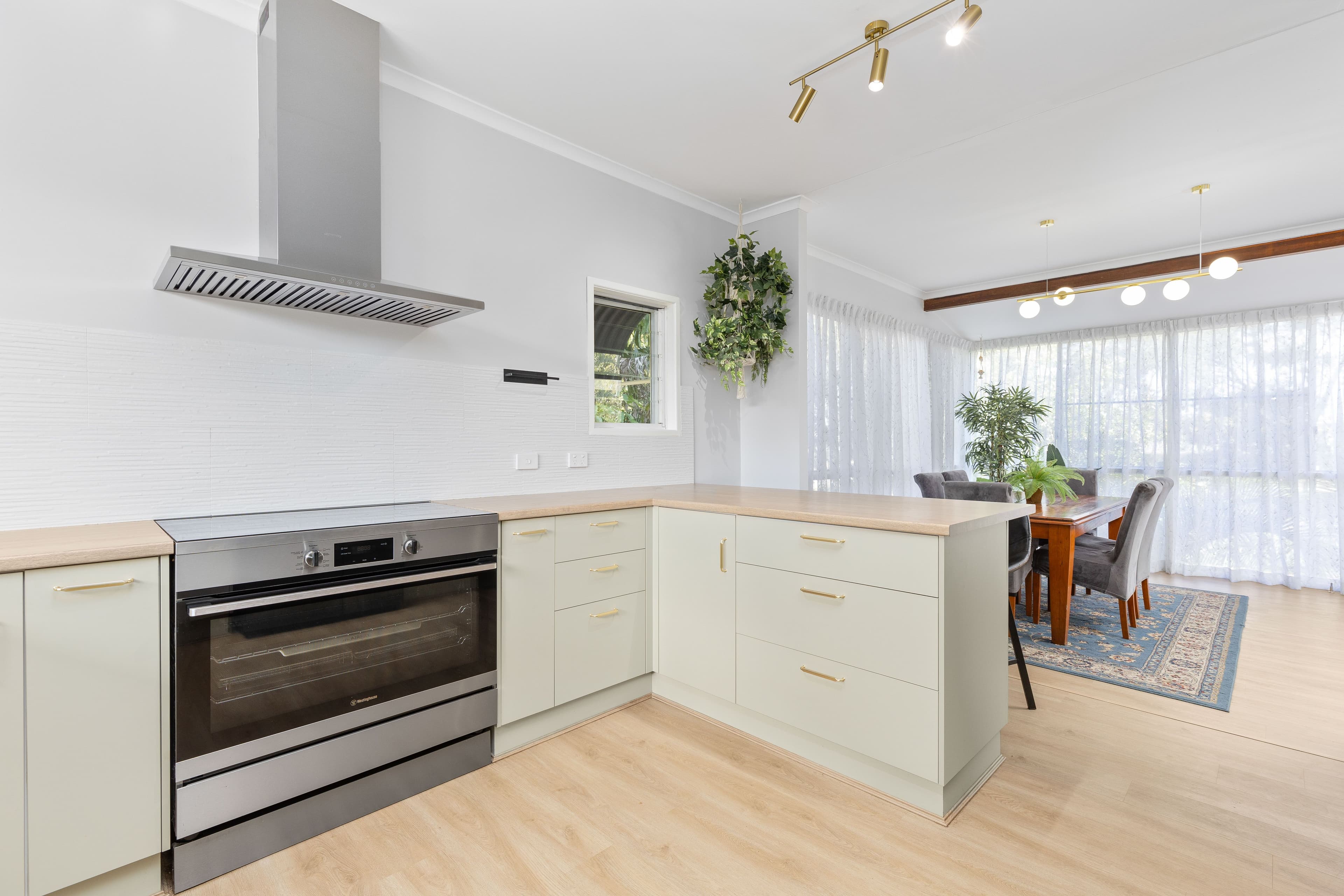 69 Park Avenue, Emerald QLD 4720, Emerald - Thumbnail 8