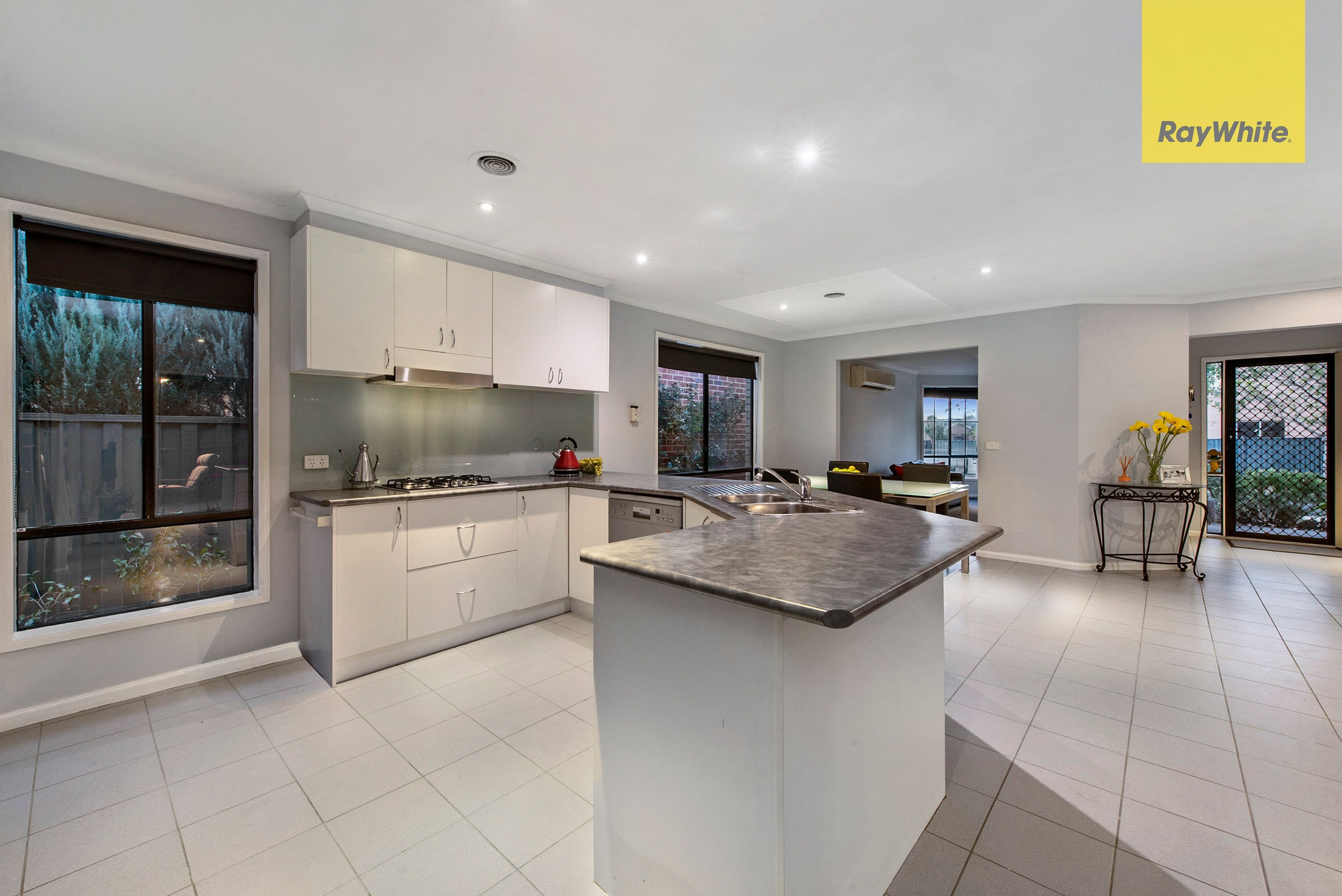23 Heysen Parkway, Caroline Springs VIC 3023, Caroline Springs - Thumbnail 3