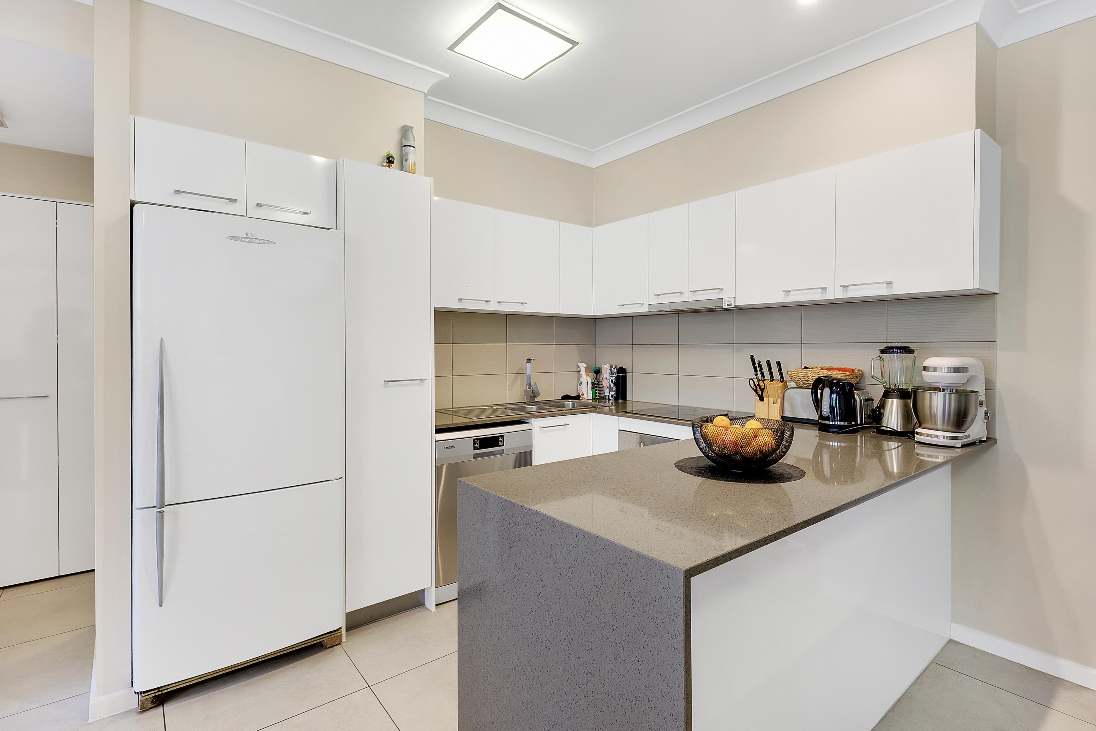 37 Connor Street, Kangaroo Point QLD 4169, Kangaroo Point - Thumbnail 2