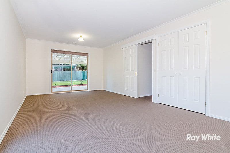 30 Monahans Road, CRANBOURNE VIC 3977, Cranbourne - Thumbnail 5