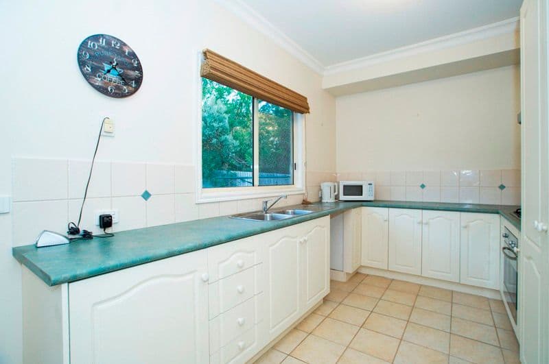 72  Greenhill Road, BAYSWATER NORTH VIC 3153, Bayswater North - Thumbnail 2