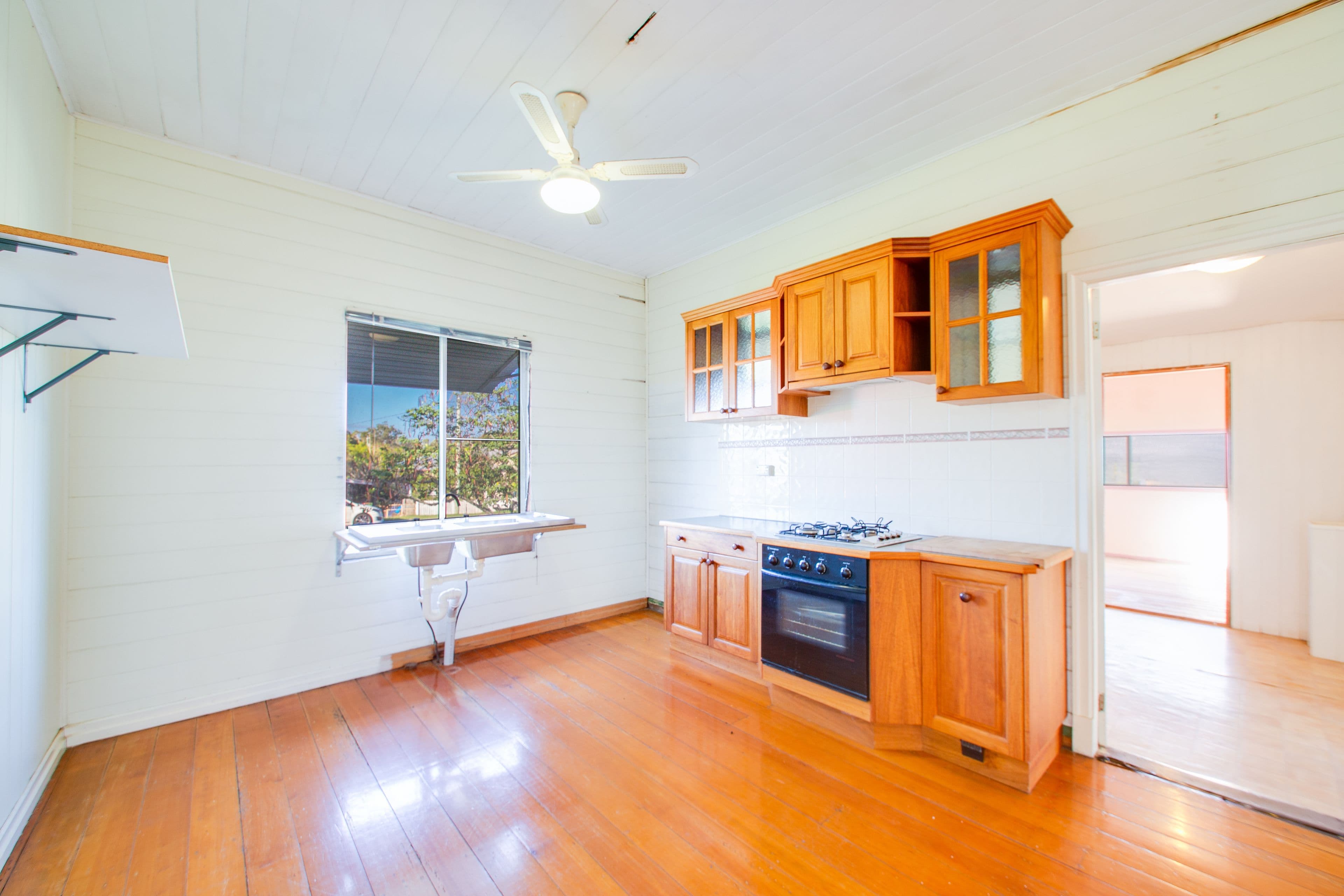 29 Pine Street, North Ipswich QLD 4305, North Ipswich - Thumbnail 2
