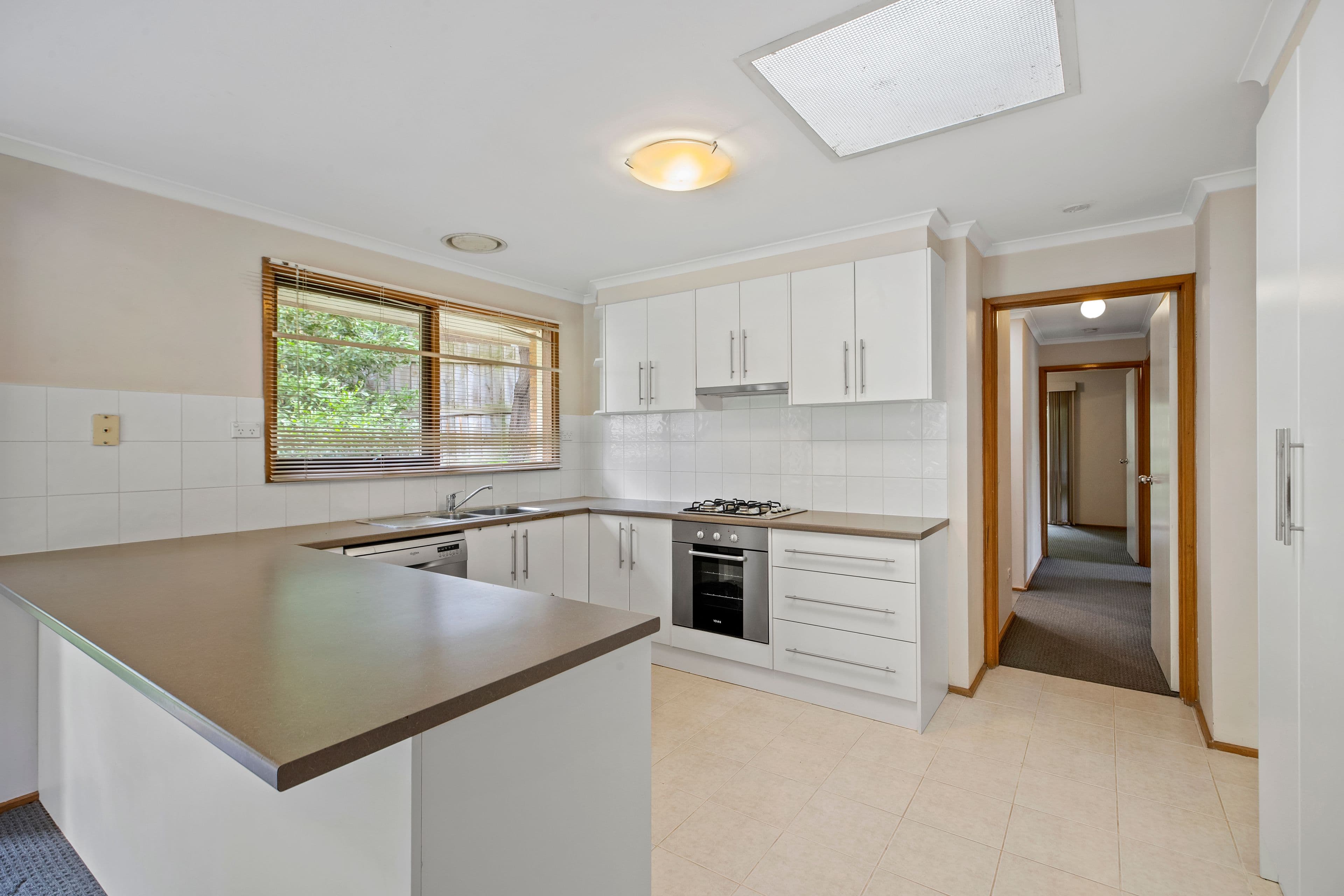 7 Lorna Court, The Basin VIC 3154, The Basin - Thumbnail 4