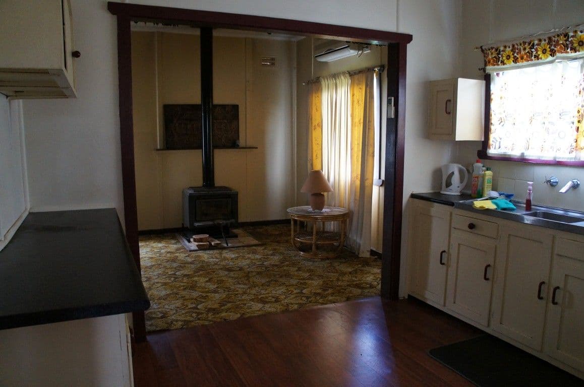 8 Hughes Street, Condobolin - Thumbnail 2
