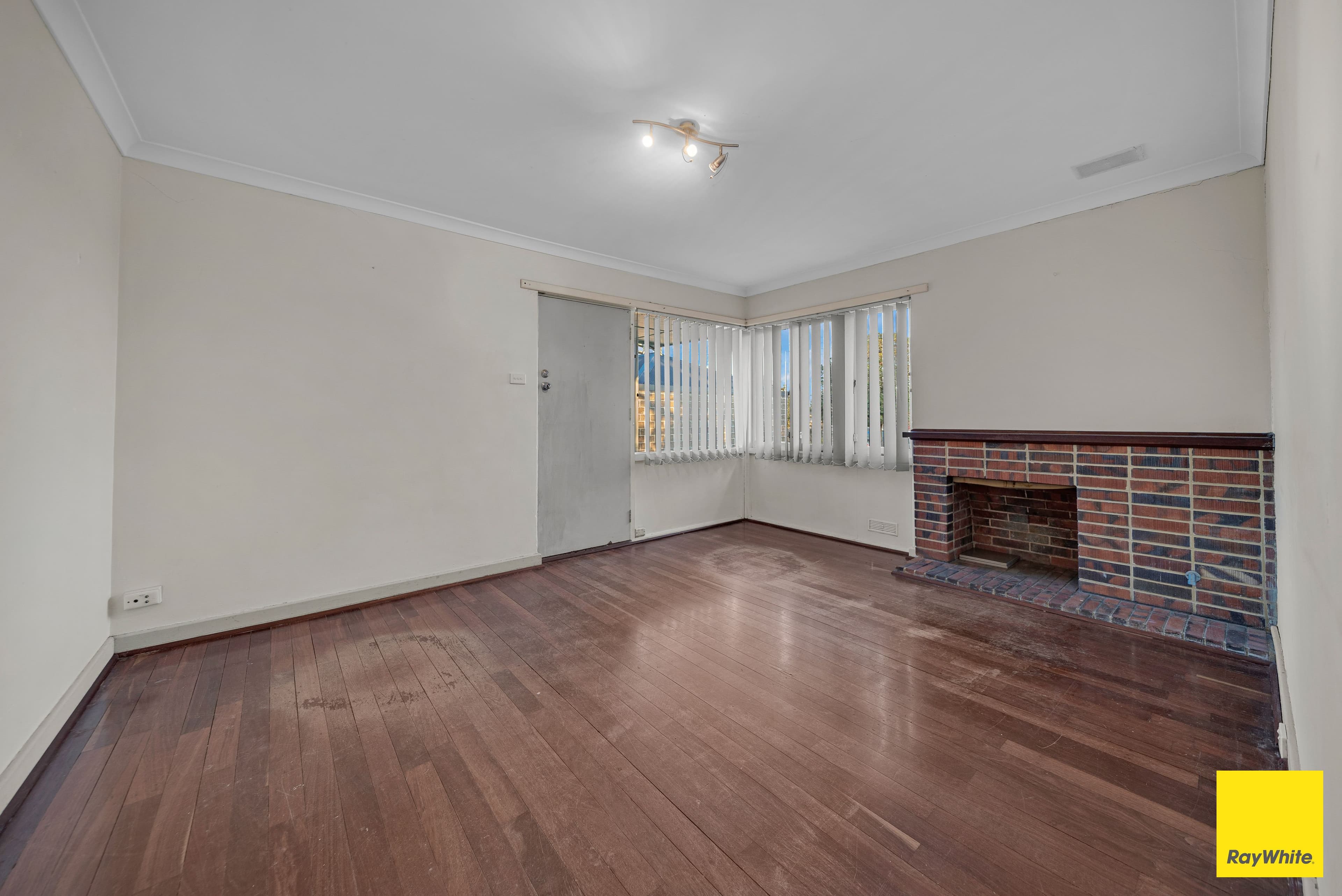 31 Playden Way, Balga WA 6061, Balga - Thumbnail 4