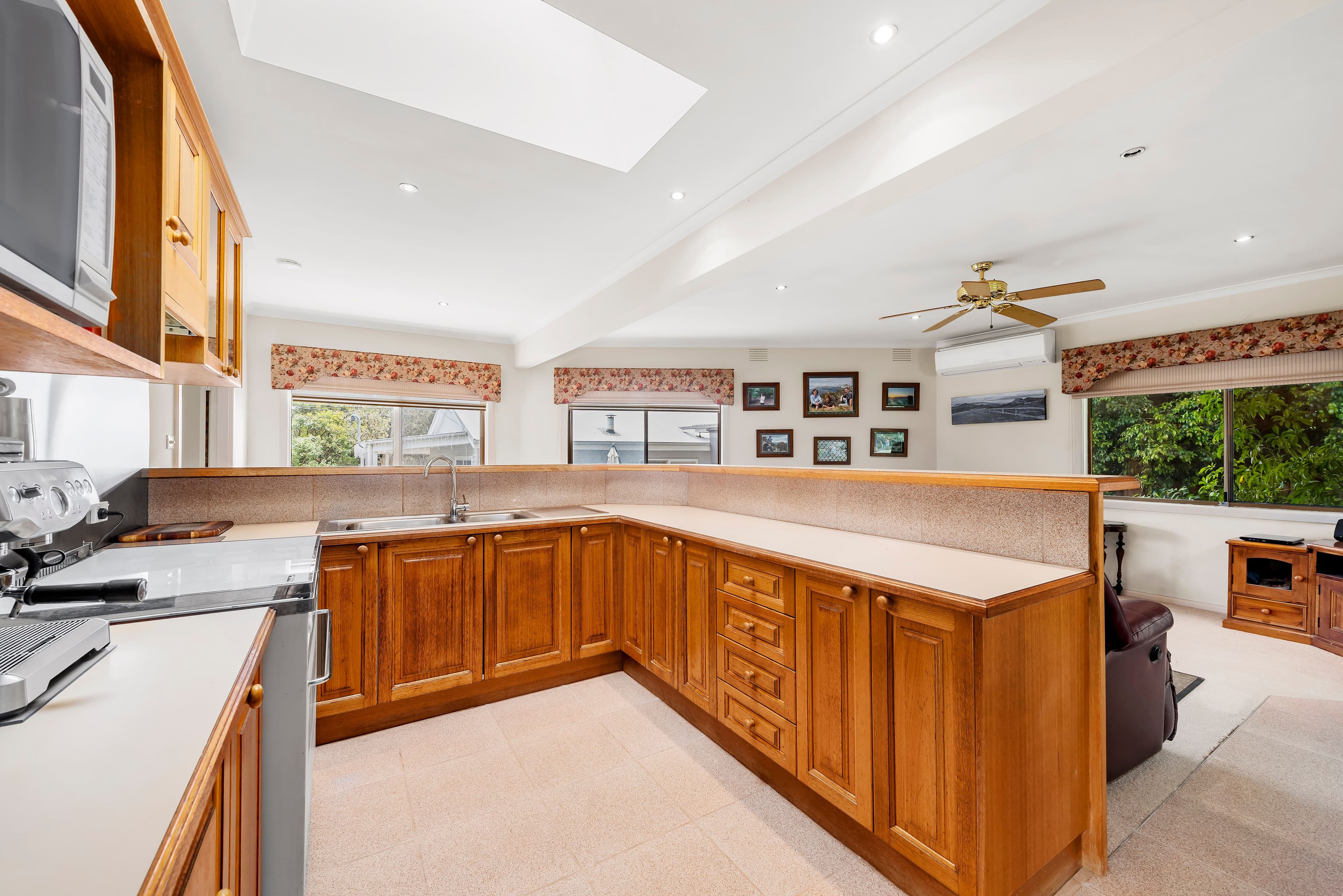 48 Kemps Street, Ringwood East VIC 3135, Ringwood East - Thumbnail 2