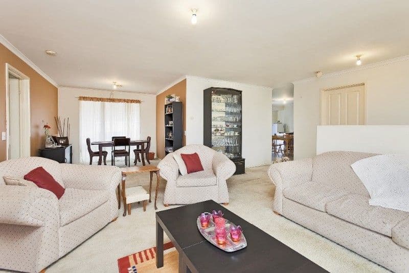 21 Pia Drive, ROWVILLE VIC 3178, Rowville - Thumbnail 2
