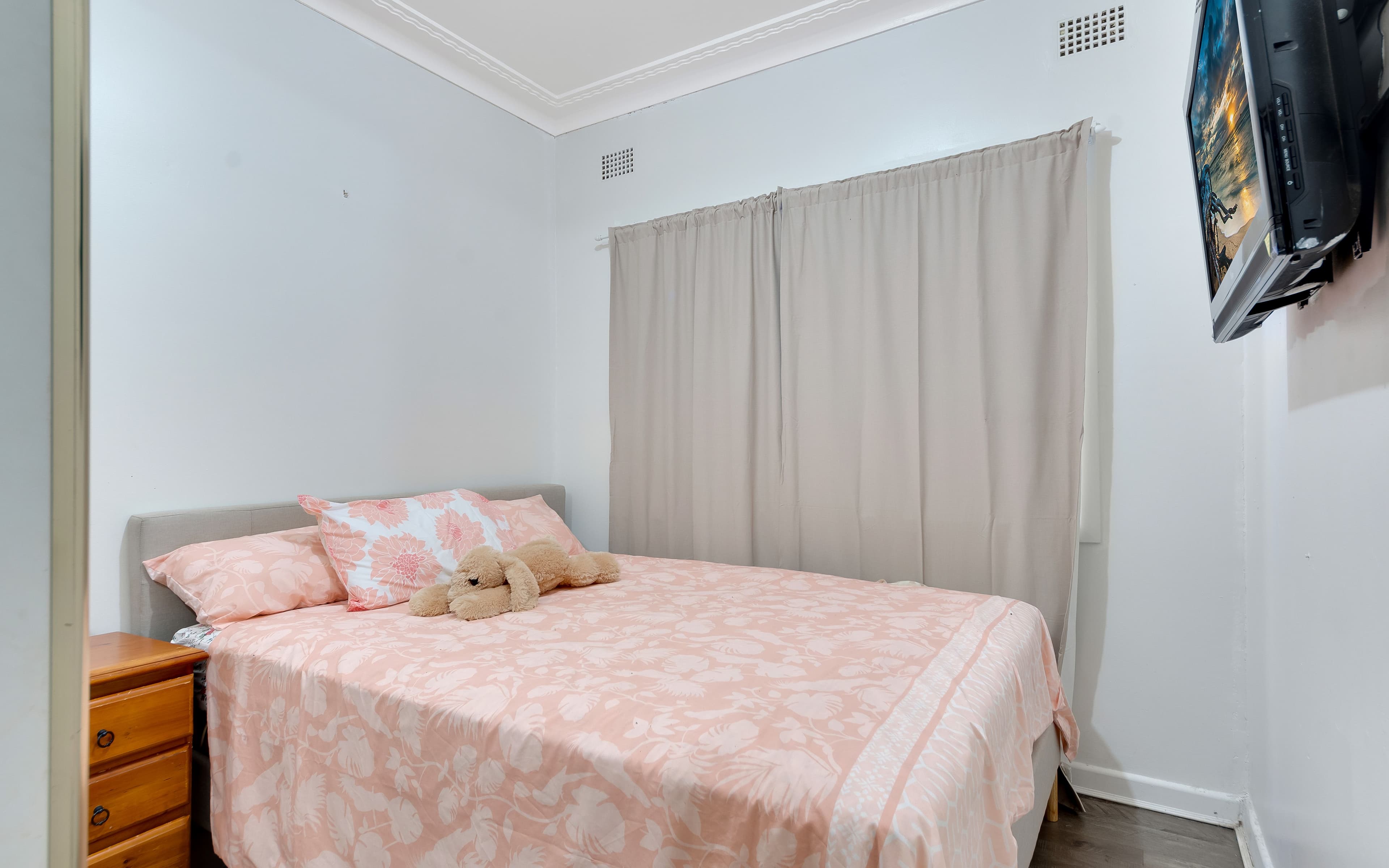 26 Angle Road, Leumeah NSW 2560, Leumeah - Thumbnail 8