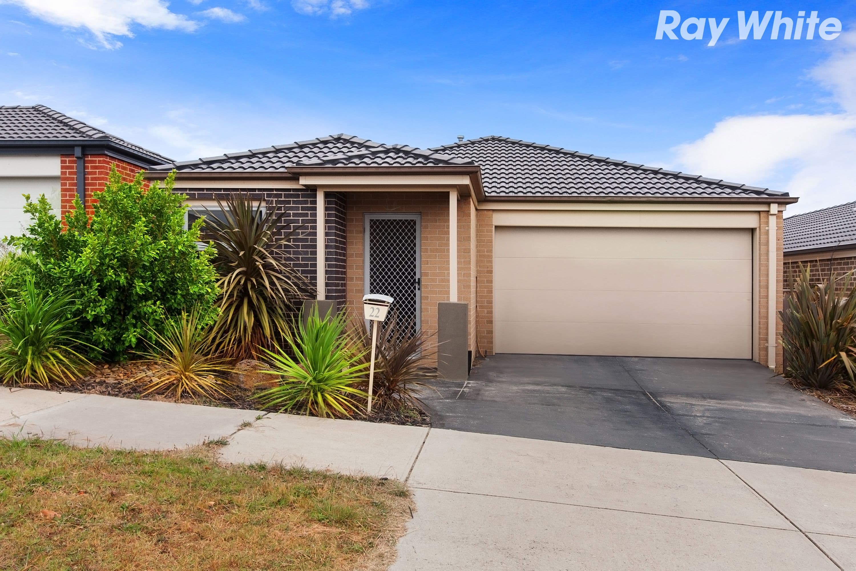 22 Cascade Way, Pakenham VIC 3810, Pakenham - Image 1