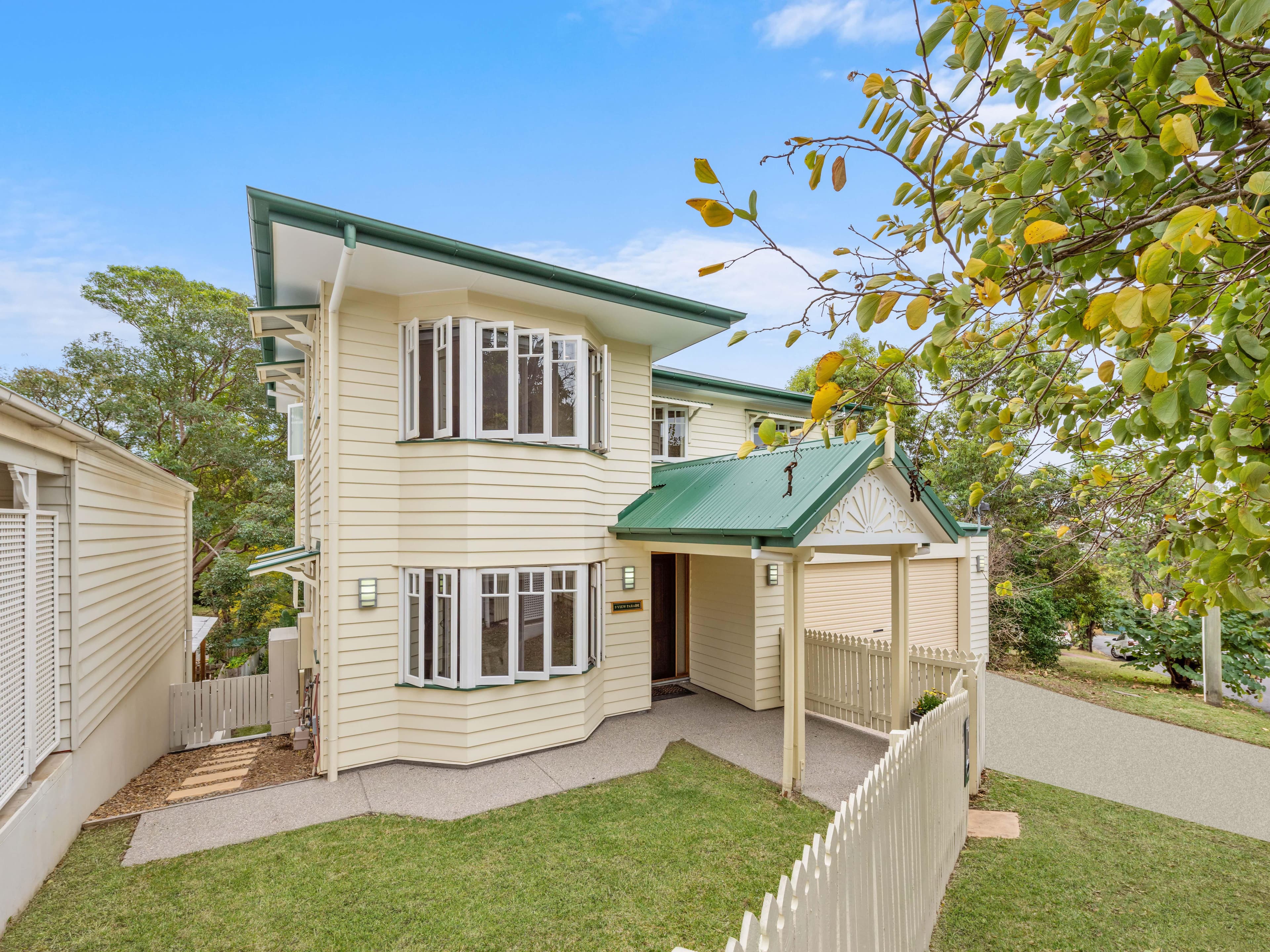 9 View Parade, Ashgrove QLD 4060, Ashgrove - Thumbnail 2