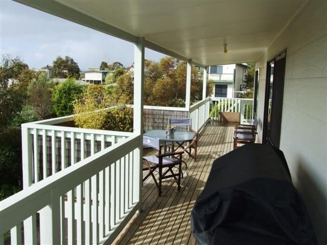 28 Terry Crescent, WIMBLEDON HEIGHTS VIC 3922, Wimbledon Heights - Thumbnail 3
