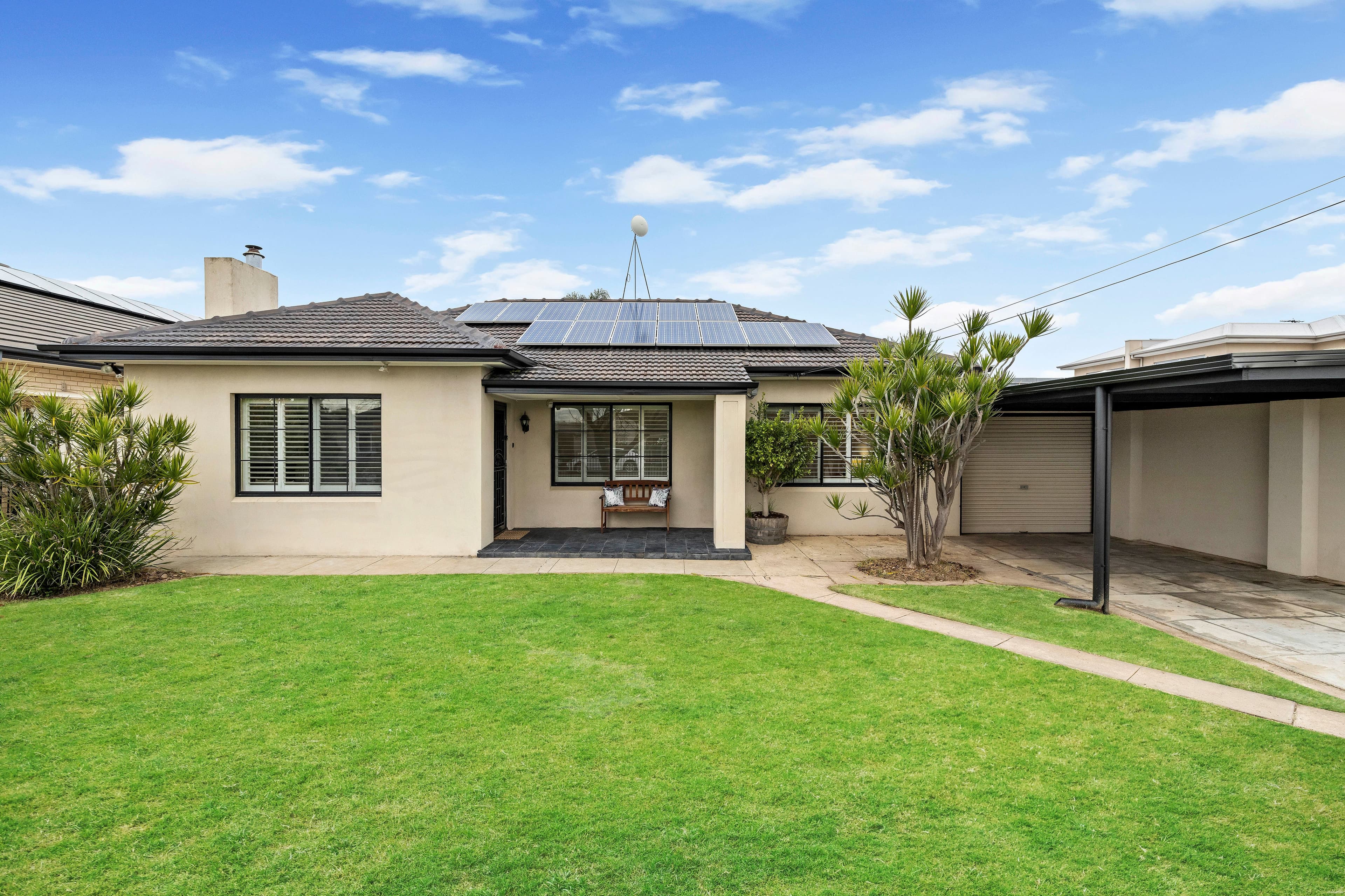 1 Riesling Avenue, Glengowrie SA 5044, Glengowrie - Image 1