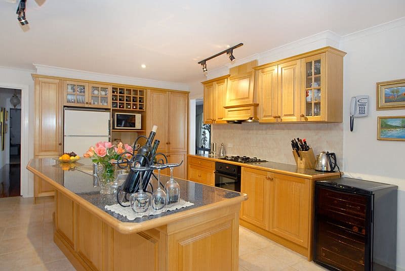 26 Windermere Drive, FERNTREE GULLY VIC 3156, Ferntree Gully - Thumbnail 4