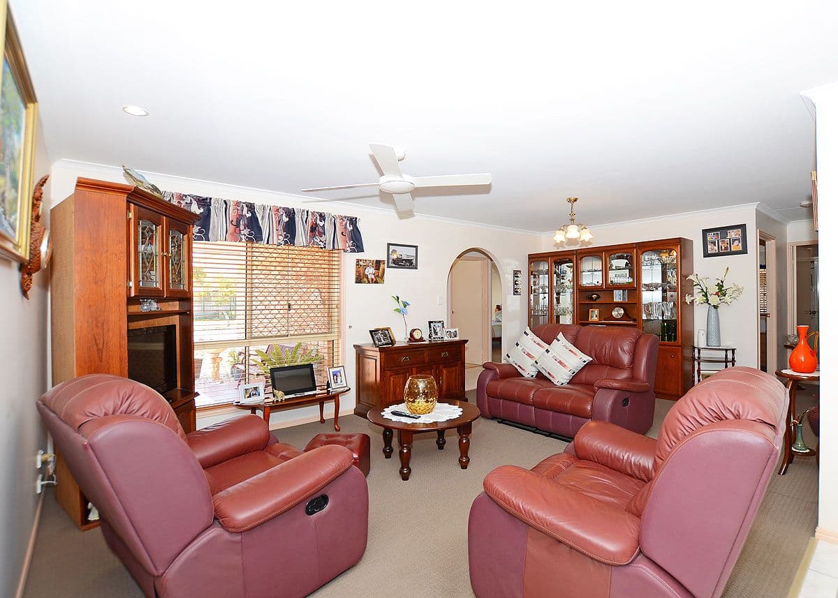 50 Bowerbird Avenue, Eli Waters QLD 4655, Eli Waters - Thumbnail 5