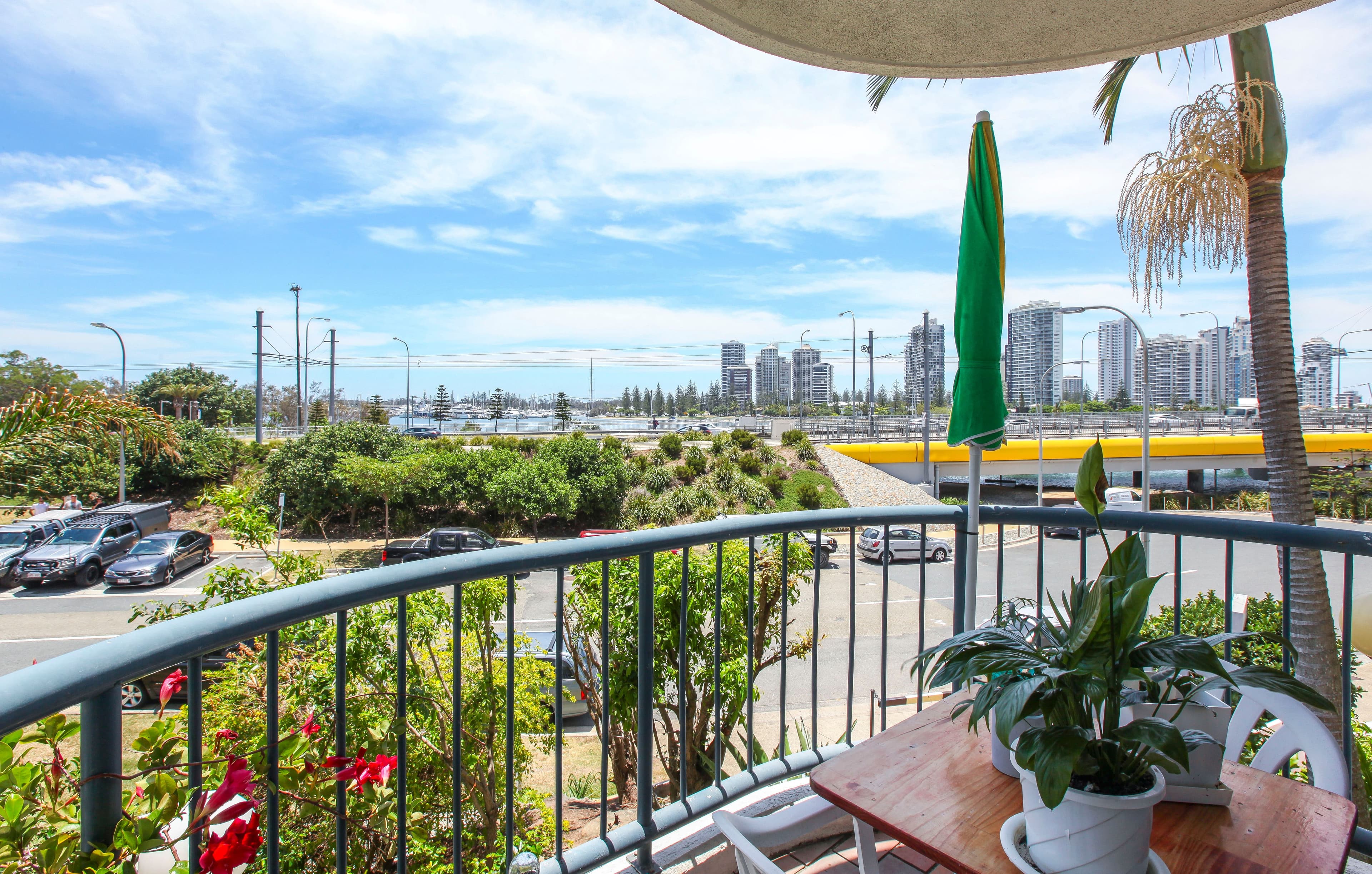 215 2 Barney Street, Southport QLD 4215, Southport - Thumbnail 2