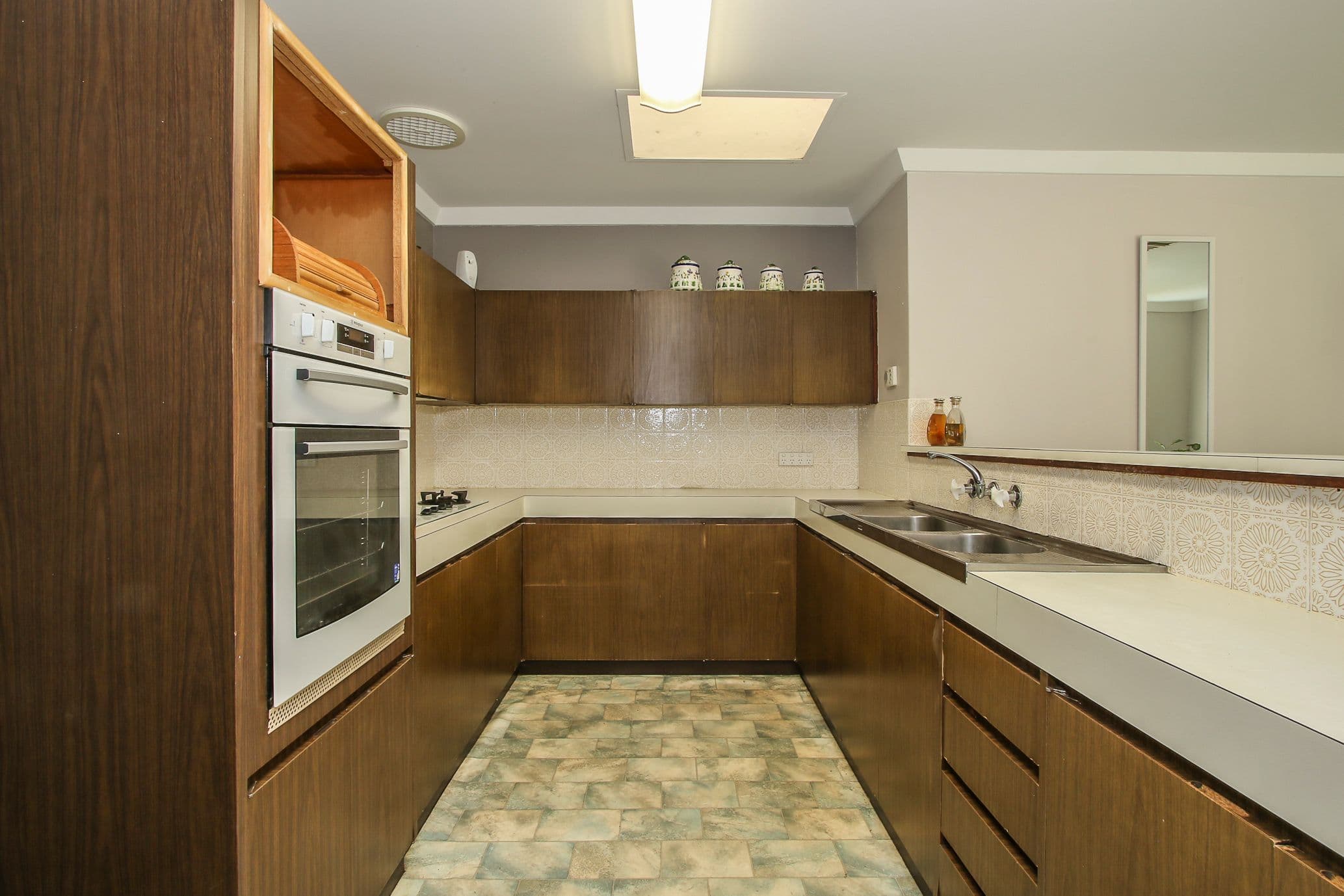 21 Bauhinia Road, Forrestfield WA 6058, Forrestfield - Thumbnail 8