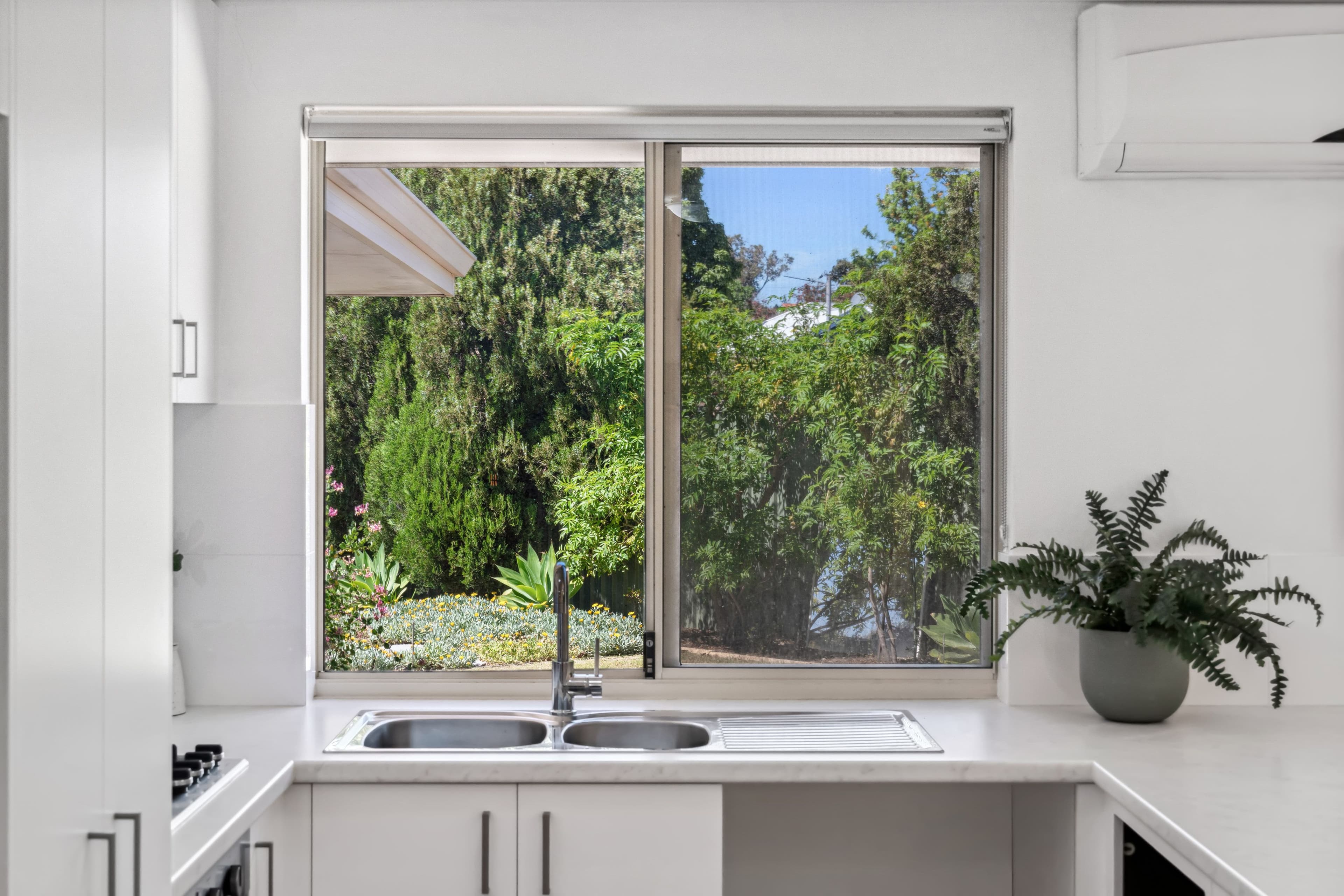 1 Smullin Street, Hamilton Hill WA 6163, Hamilton Hill - Thumbnail 6