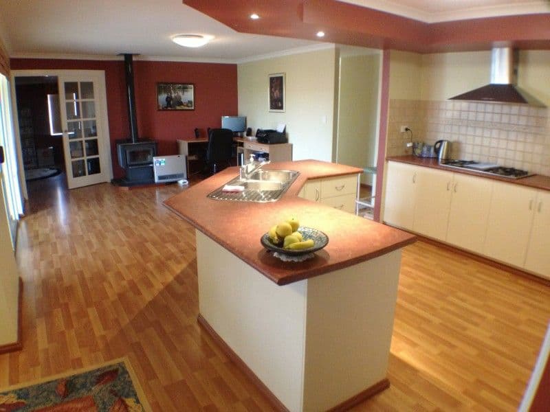 1 Cleveland Bay Avenue, EATON WA 6232, Eaton - Thumbnail 2