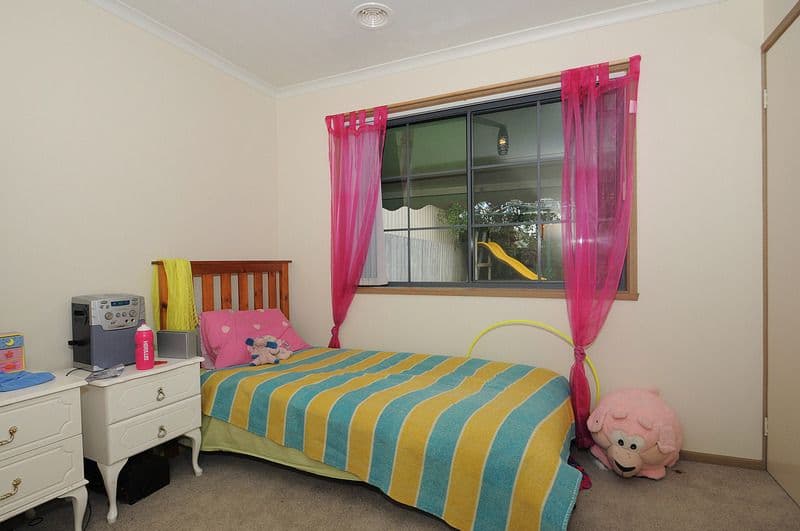 6 Fieldlark Court, CARRUM DOWNS VIC 3201, Carrum Downs - Thumbnail 5