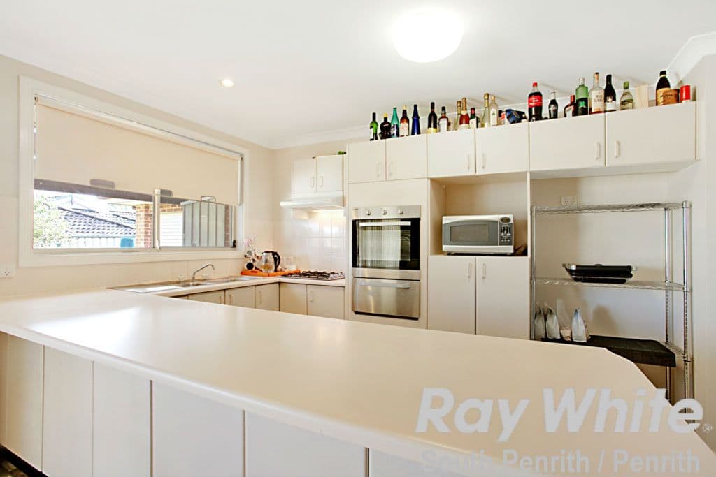 19 Ferntree Close, Glenmore Park NSW 2745, Glenmore Park - Thumbnail 3