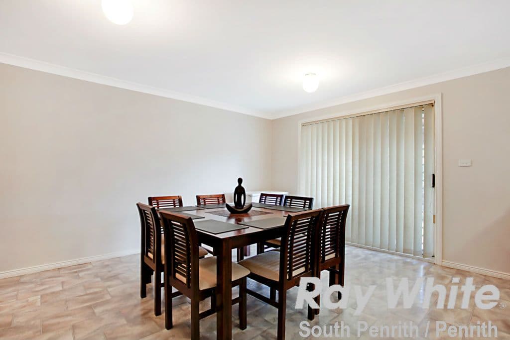 19 Ferntree Close, Glenmore Park NSW 2745, Glenmore Park - Thumbnail 4
