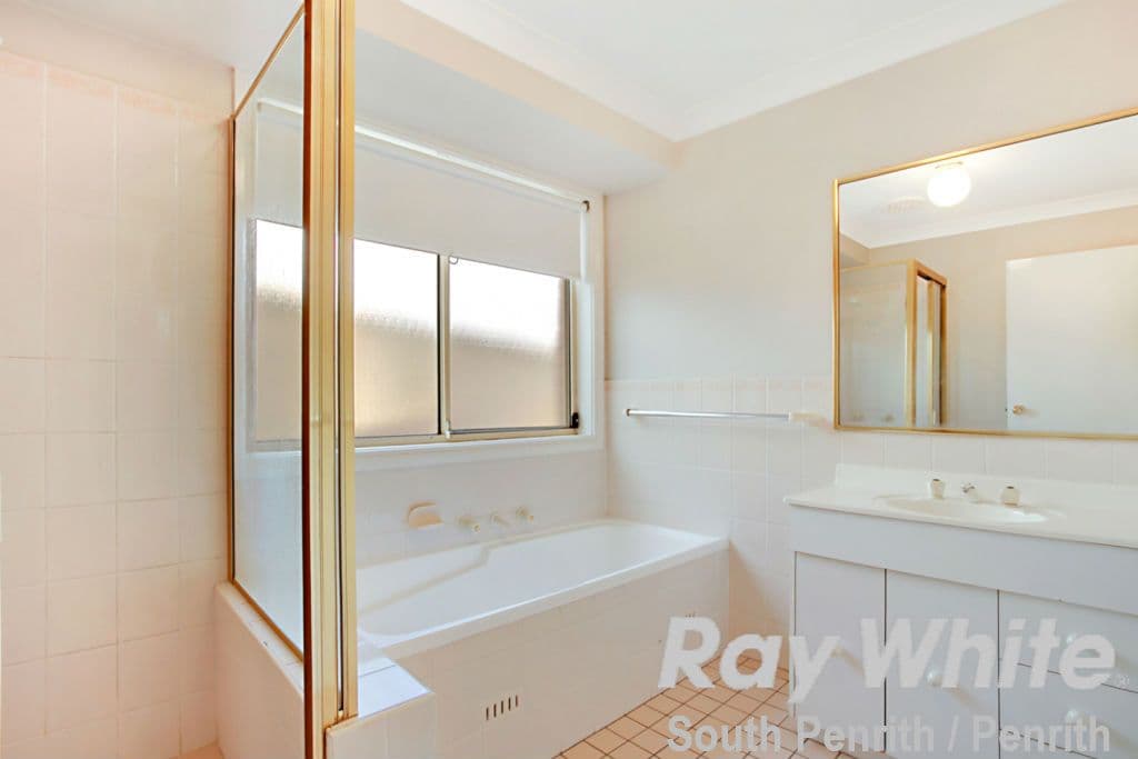 19 Ferntree Close, Glenmore Park NSW 2745, Glenmore Park - Thumbnail 6