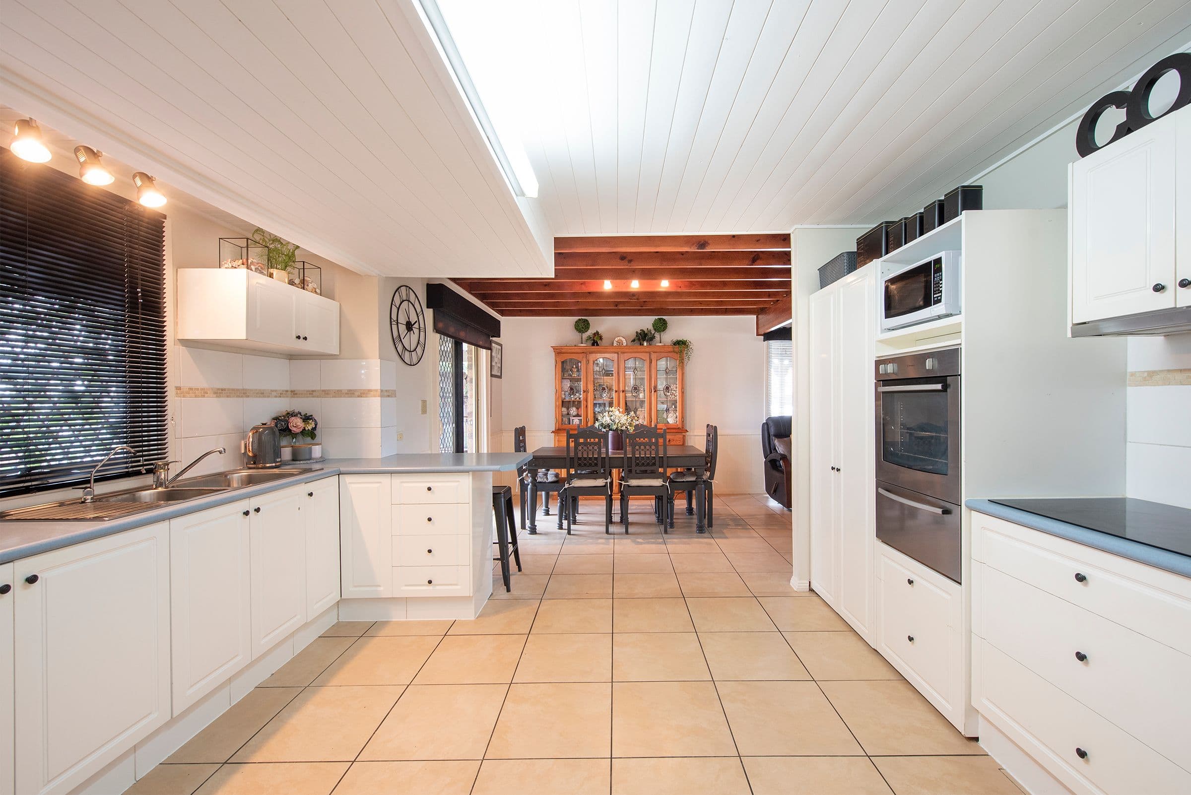 13 Lance Drive, Mount Warren Park QLD 4207, Mount Warren Park - Thumbnail 3