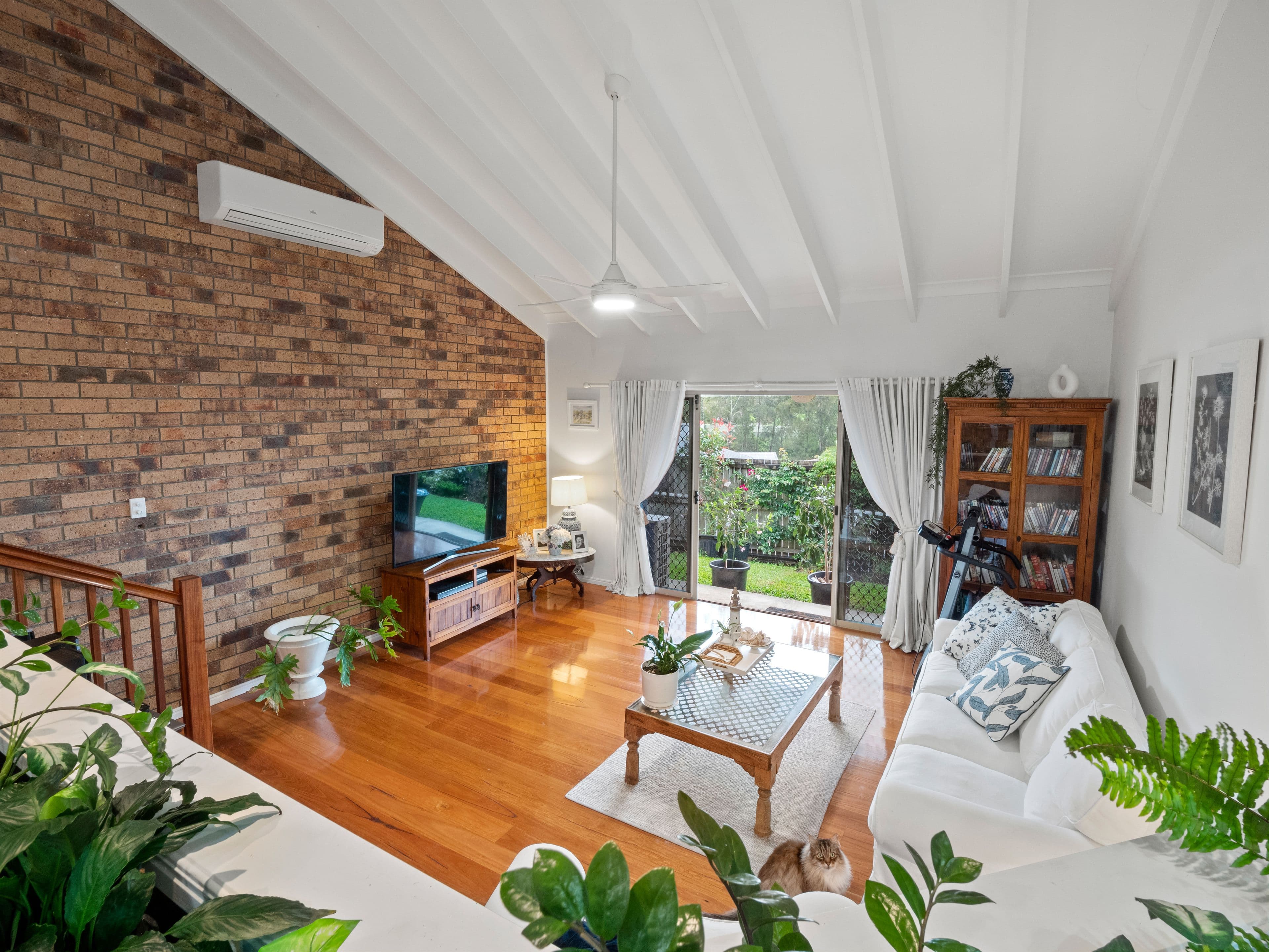 24 Dawnann Court, Carrara QLD 4211, Carrara - Thumbnail 3