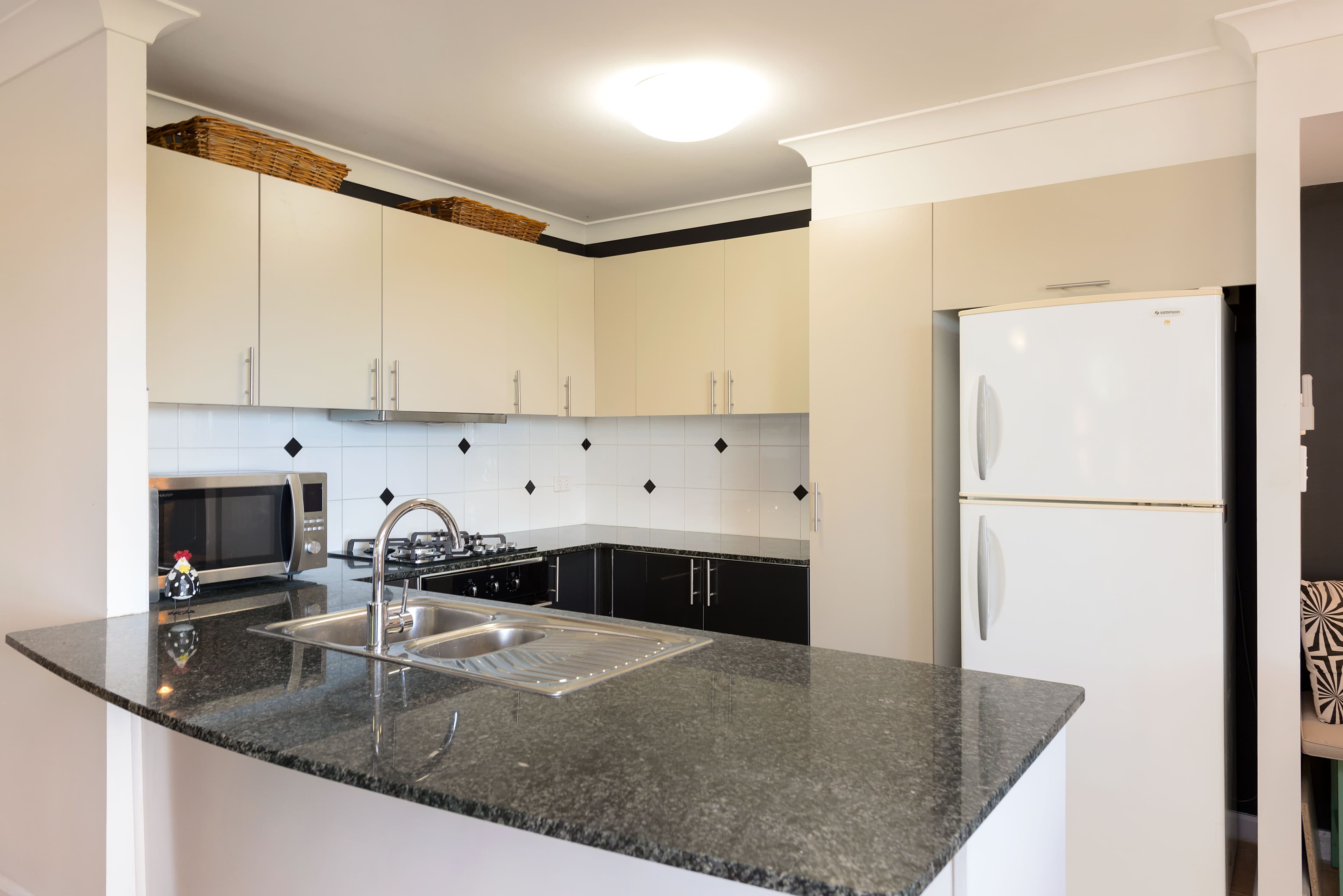 1 Glenquarie Place, The Gap QLD 4061, The Gap - Thumbnail 3