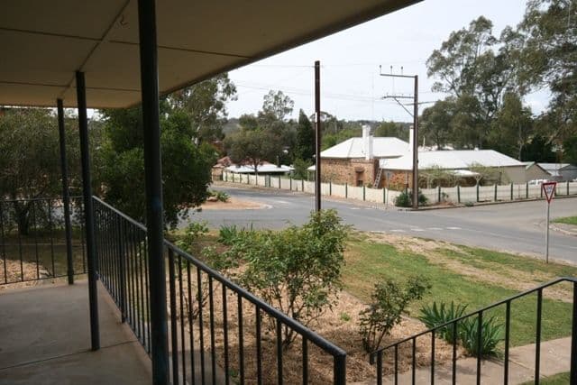 17 Burton Street, CLARE SA 5453, Clare - Thumbnail 3