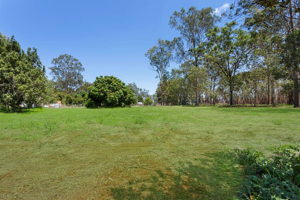 118 Lockyer View Road, Wivenhoe Pocket QLD 4306, Wivenhoe Pocket - Thumbnail 2