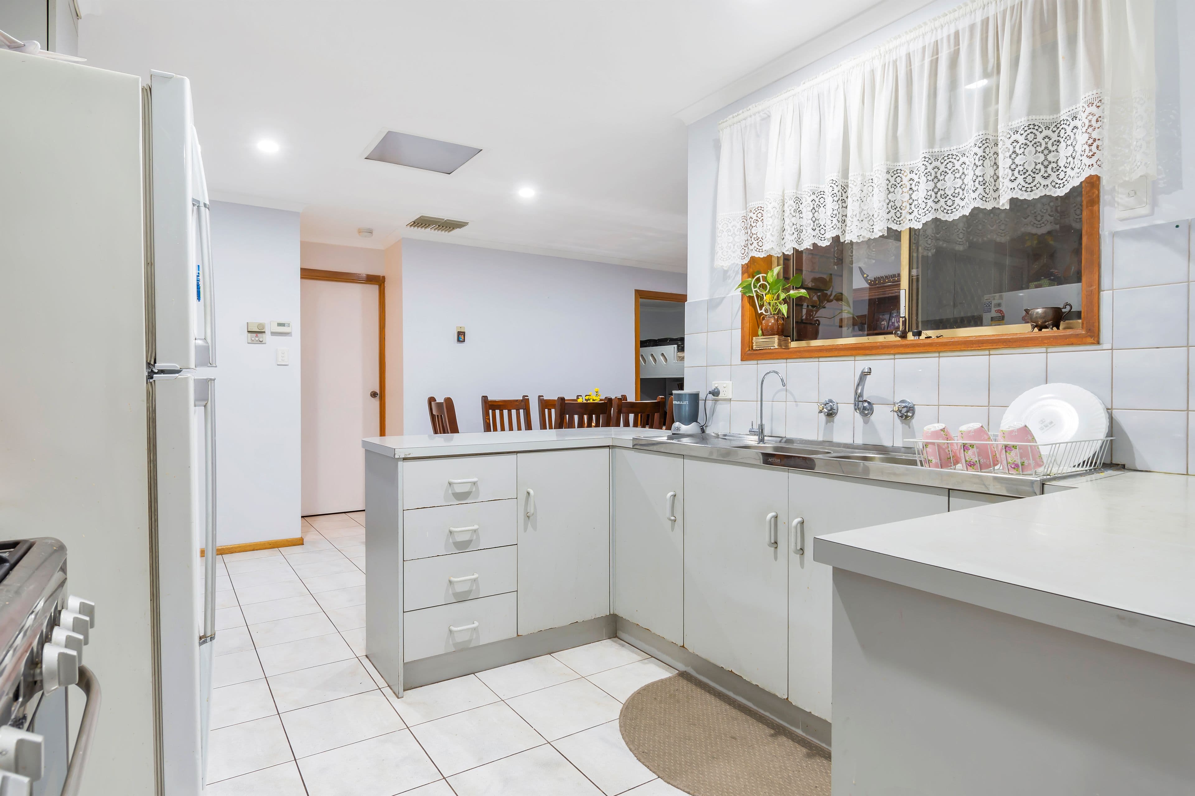 48 Swallow Crescent, Parafield Gardens SA 5107, Parafield Gardens - Thumbnail 5